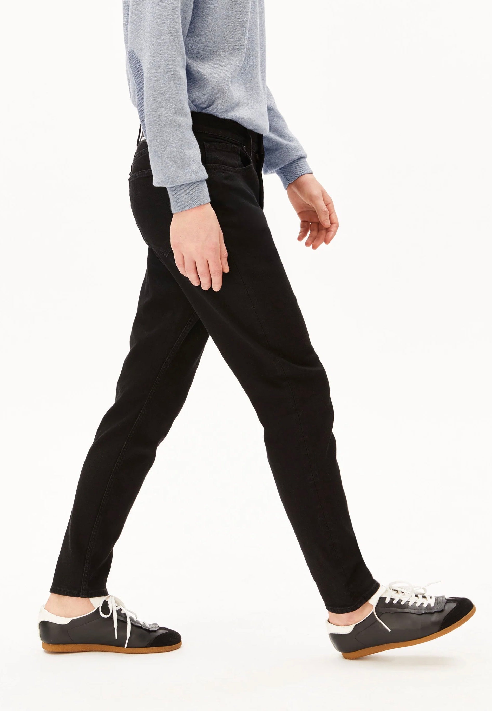 Armedangels - Aarjo Tarpa Tapered Rinse Black - Jeans | Men-Image