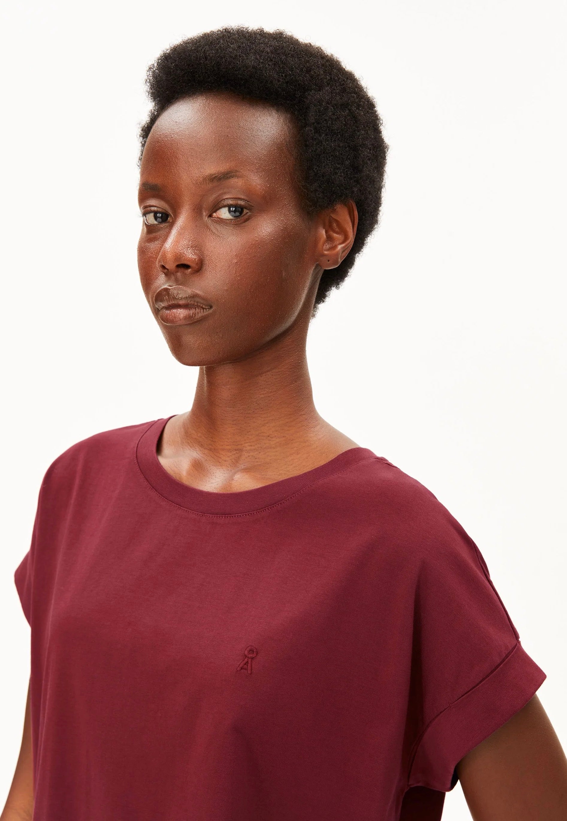 Armedangels - Idaara Velvet Red - T-Shirt | Women-Image