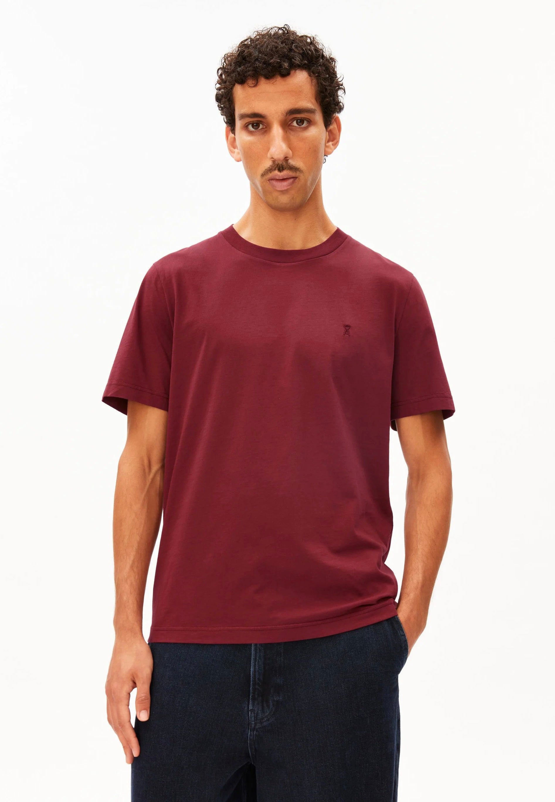 Armedangels - Jaames Velvet Red - T-Shirt | Men-Image