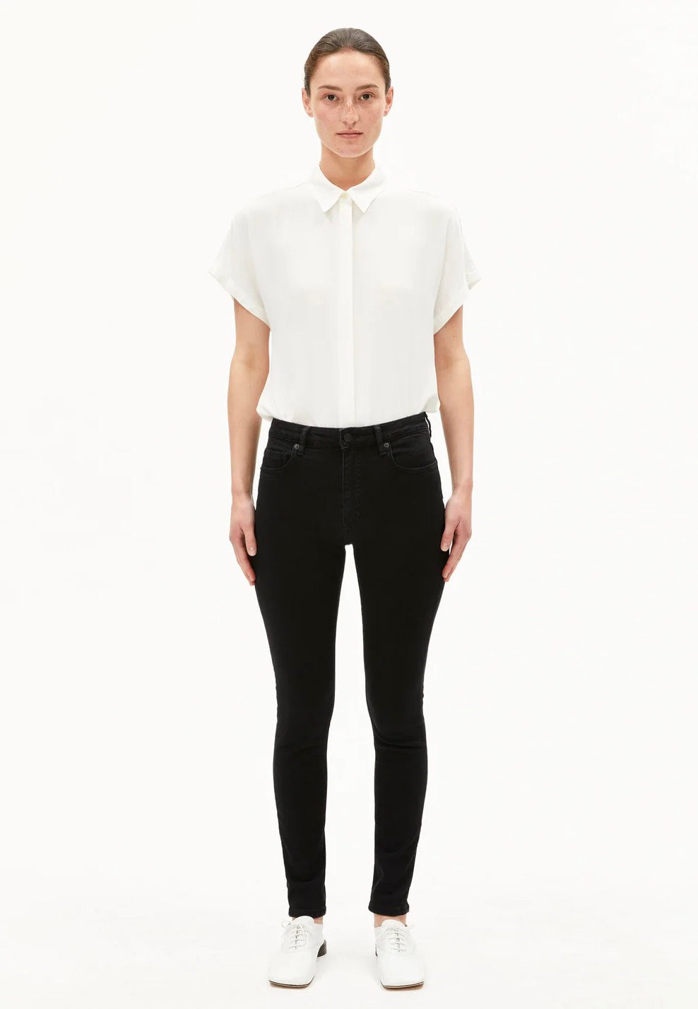 Armedangels - Tillaa Mid Waist Rinse Black - Jeans | Women-Image