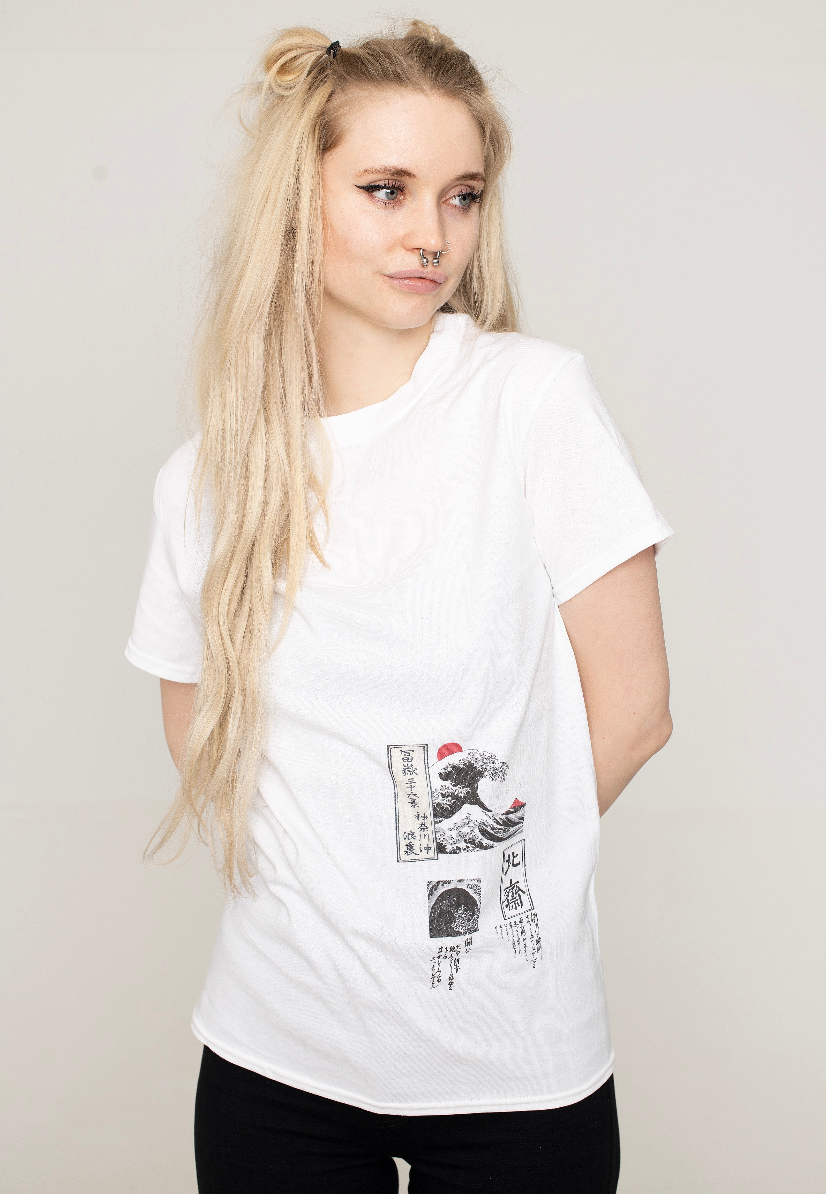 Art - Hokusai Great Wave White - T-Shirt | Women-Image