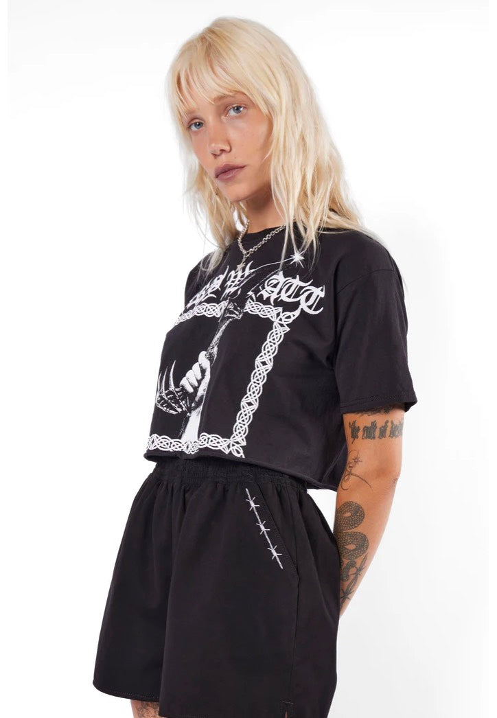 Mary Wyatt - Athame Cropped Cut-Off Tee Black - T-Shirt | Women-Image
