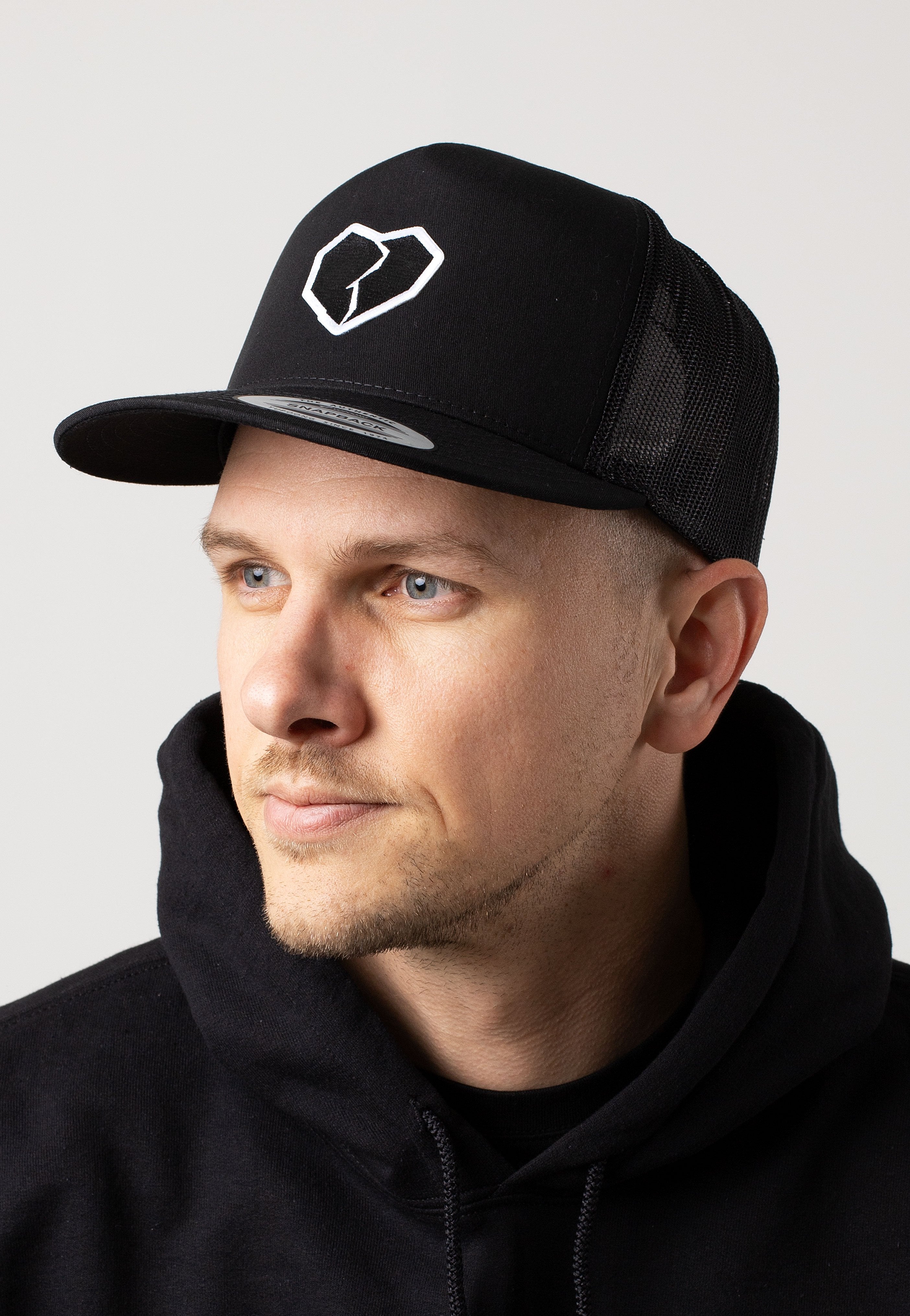 Atticus - Broken Heart Trucker Black - Cap | Neutral-Image