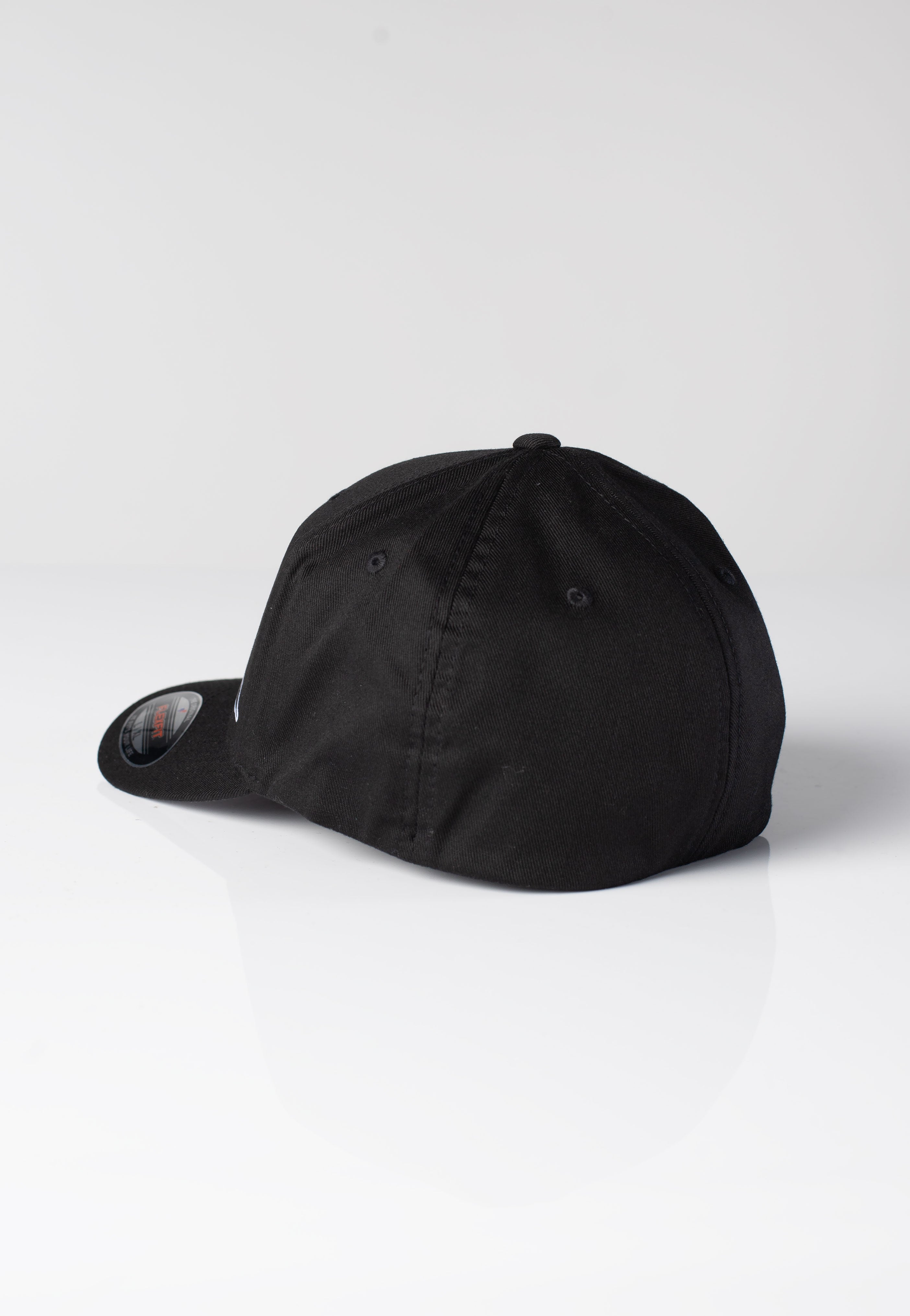 Atticus - Elmar Flexfit Black - Cap | Neutral-Image