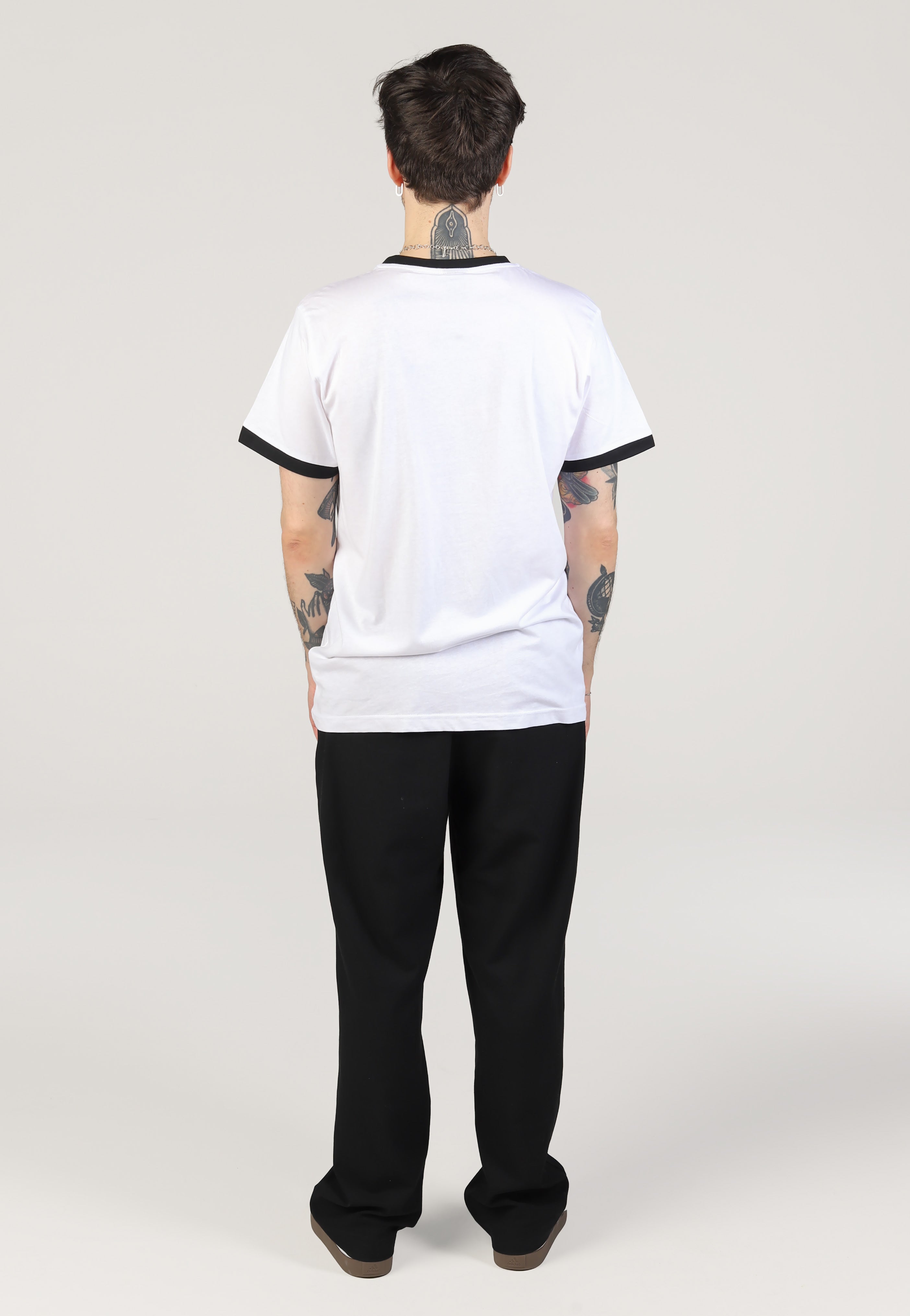 Atticus - Plate Ringer White/Black - T-Shirt | Men-Image