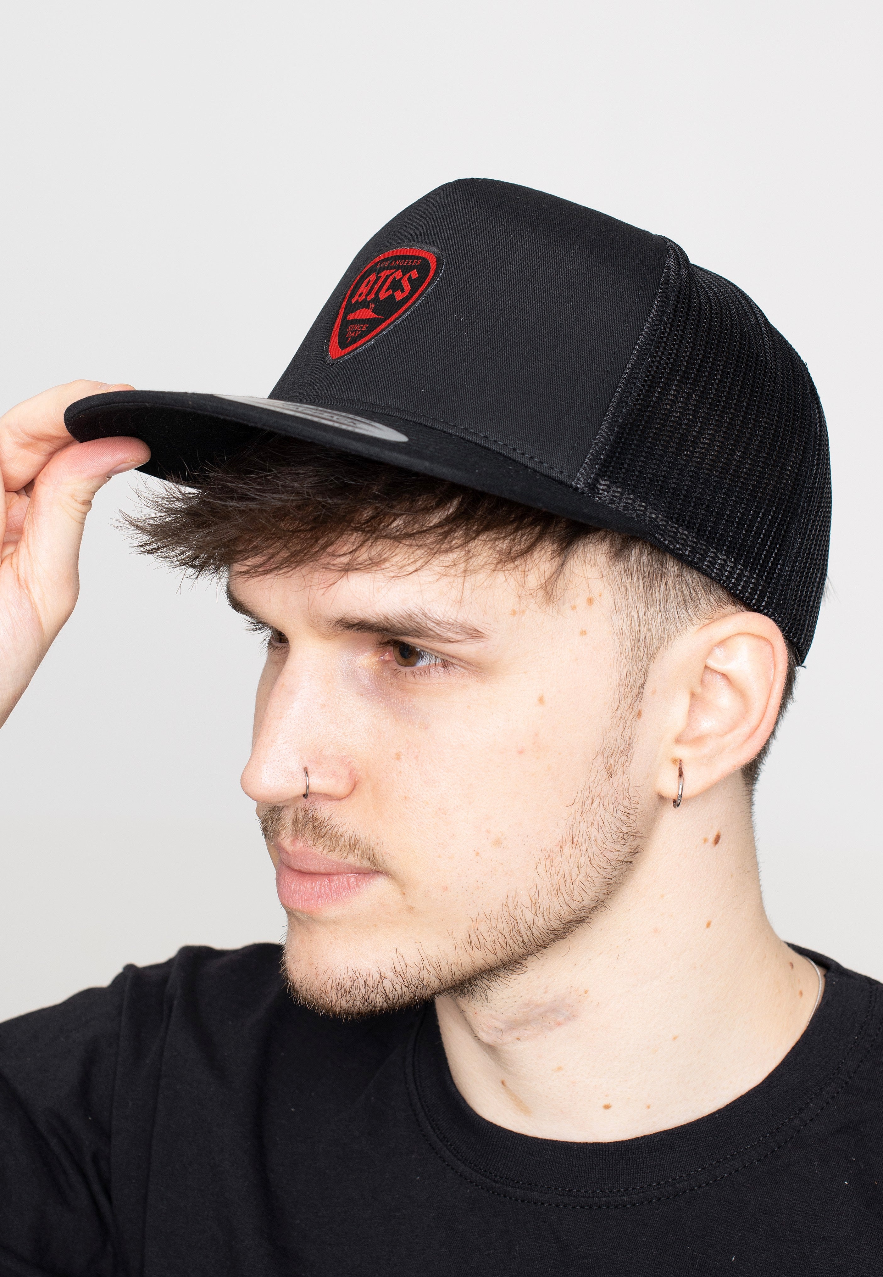 Atticus - Plectrum Trucker - Cap | Neutral-Image