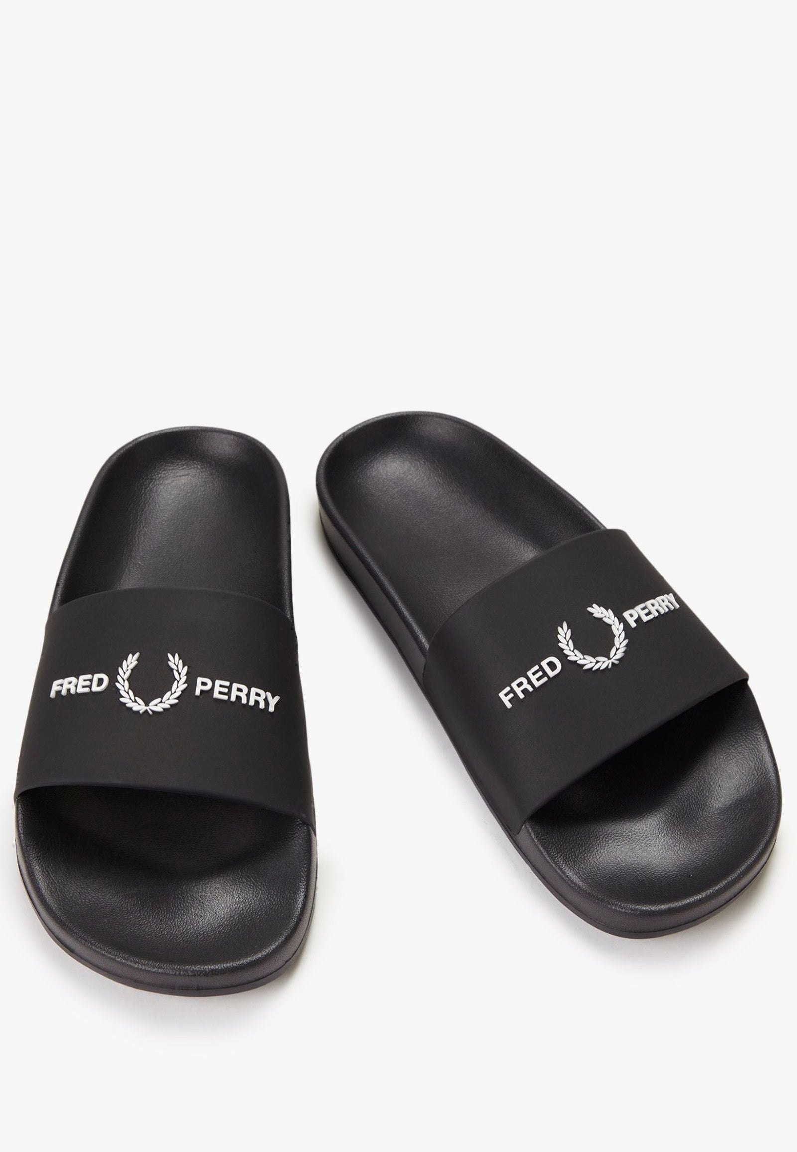 Fred Perry - Branded Black - Slides | Men-Image