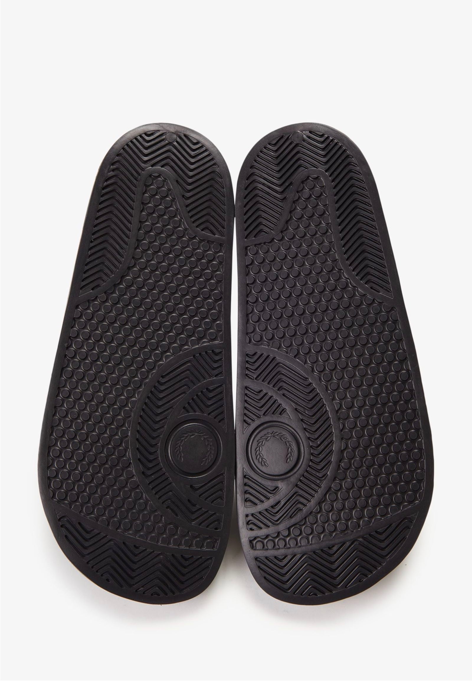 Fred Perry - Branded Black - Slides | Men-Image