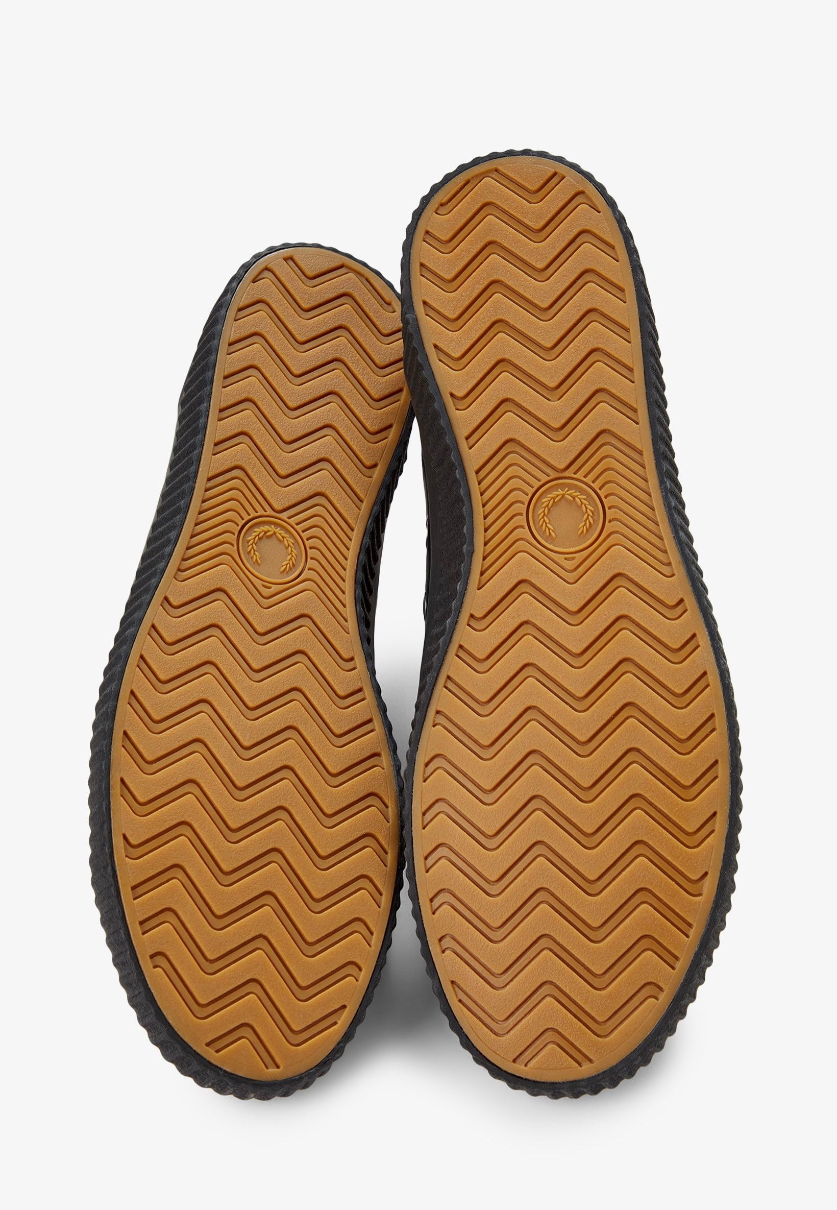 Fred Perry - Hughes Low Canvas Black - Shoes | Men-Image
