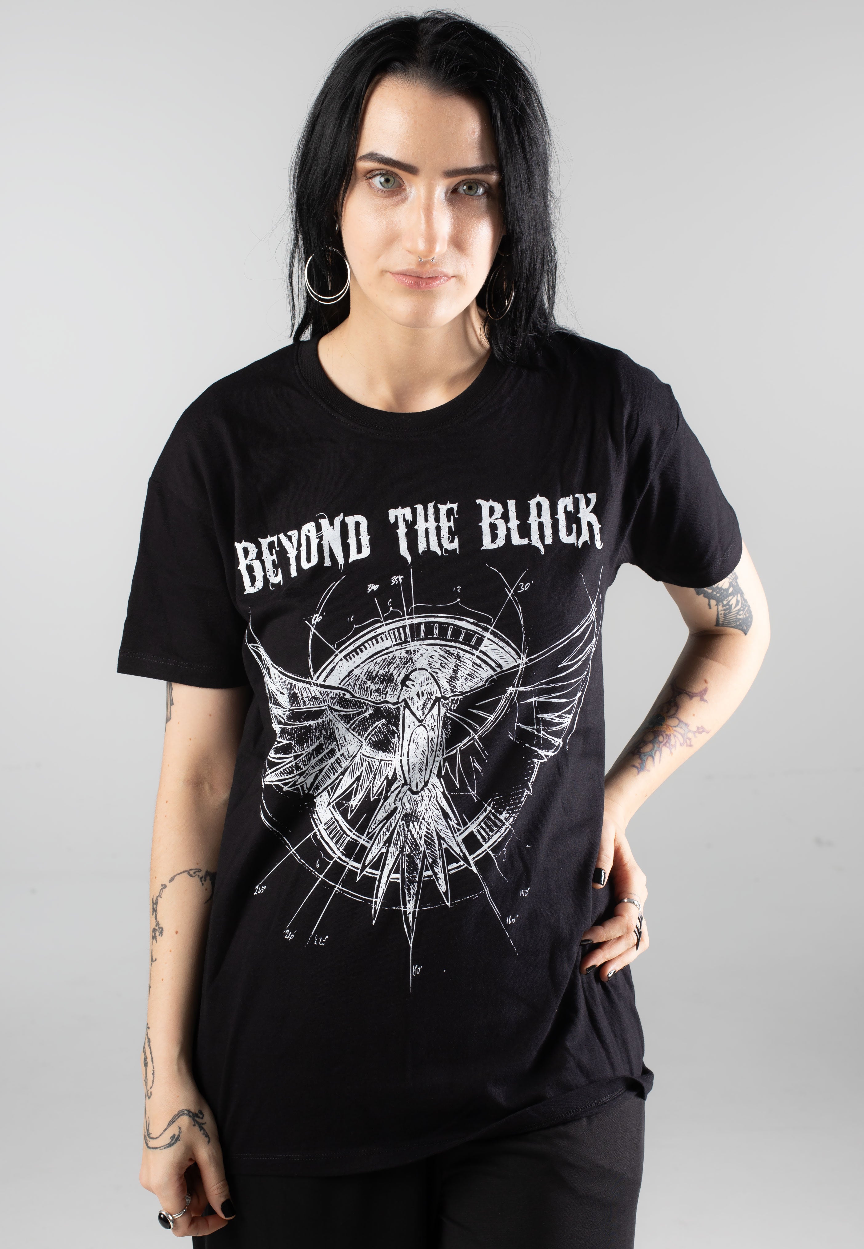 Beyond The Black - Raven Ornament - T-Shirt | Women-Image
