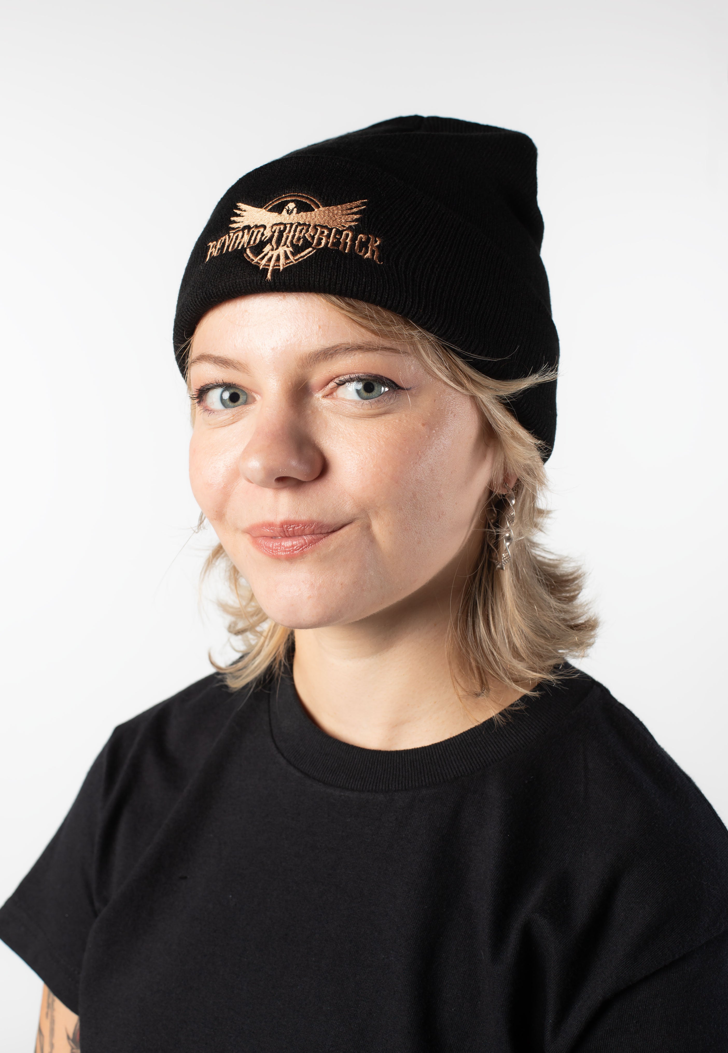 Beyond The Black - The Raven - Beanie | Neutral-Image