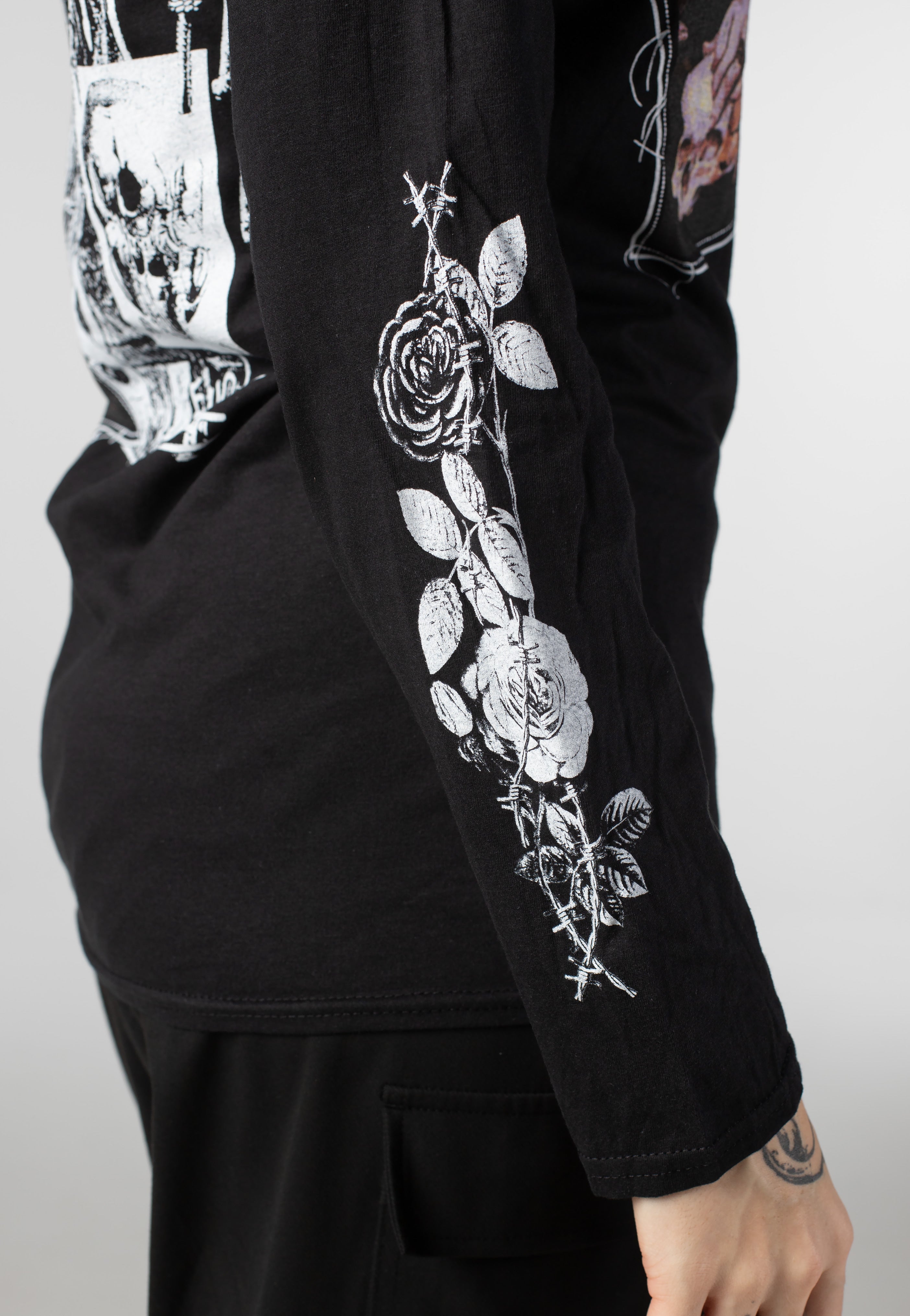 Bring Me The Horizon Nailed Symbol - Longsleeve | Impericon
