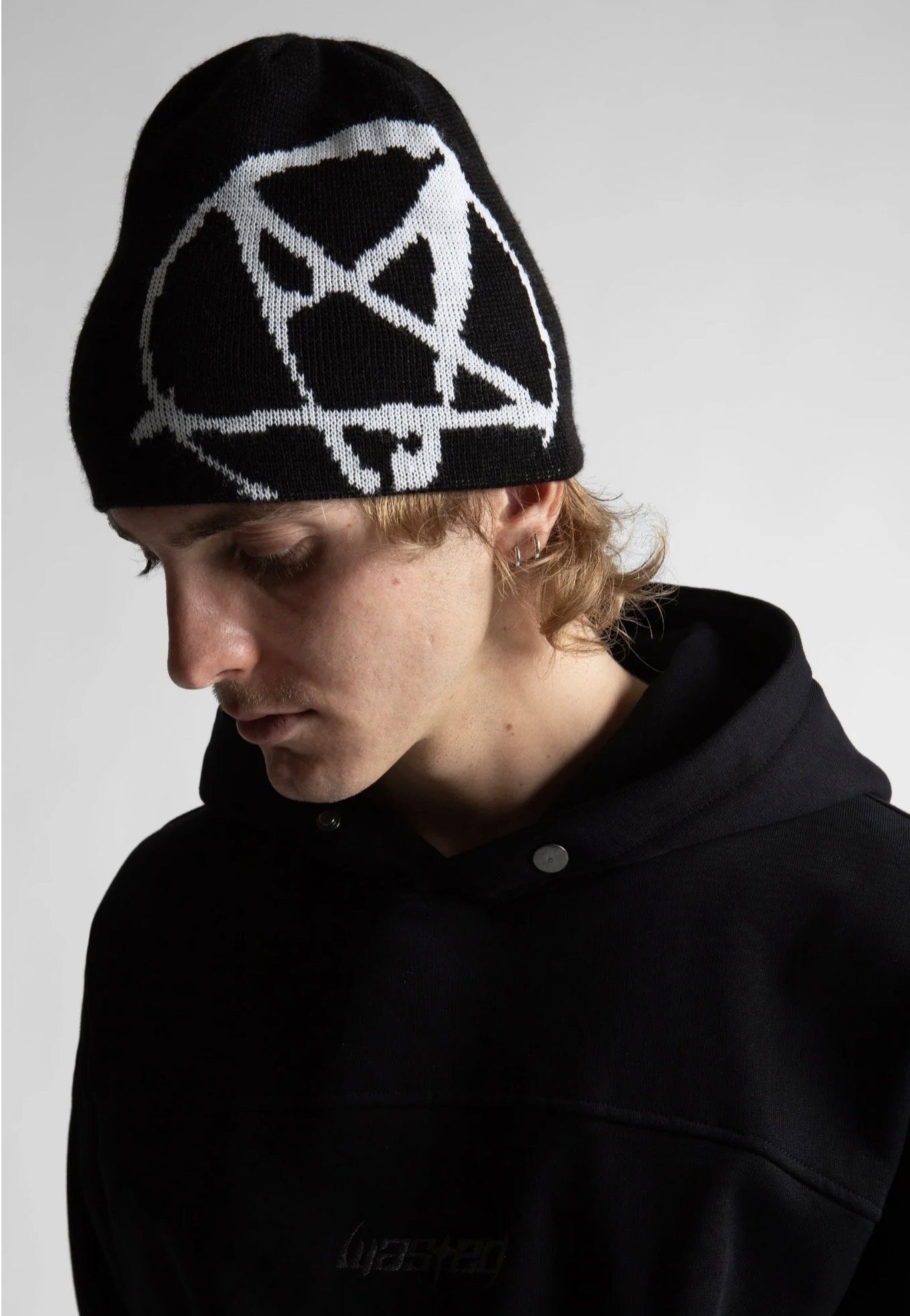 Wasted Paris - Curse Reversible Brow Black - Beanie | Neutral-Image