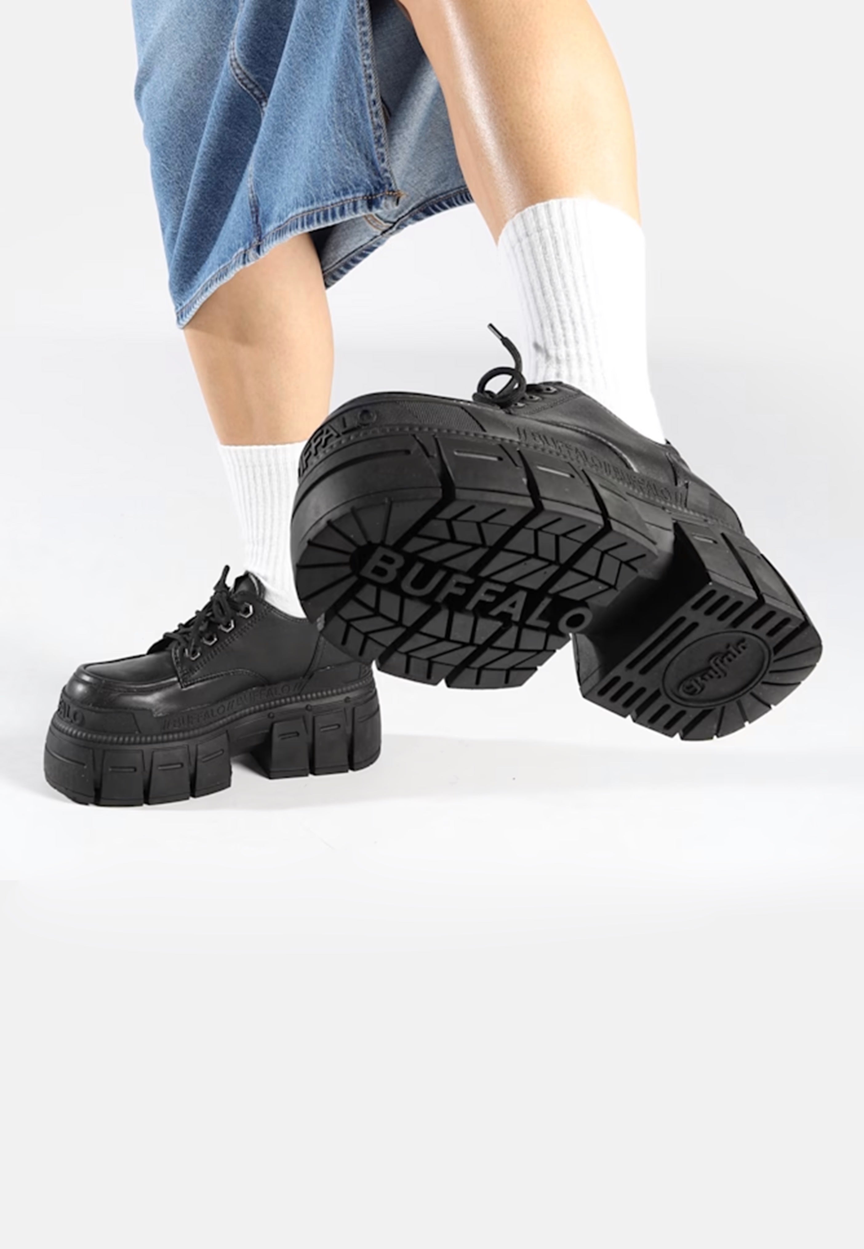 Buffalo - Gospher Lace Up CS Vegan Nappa Black - Girl Shoes | Women-Image