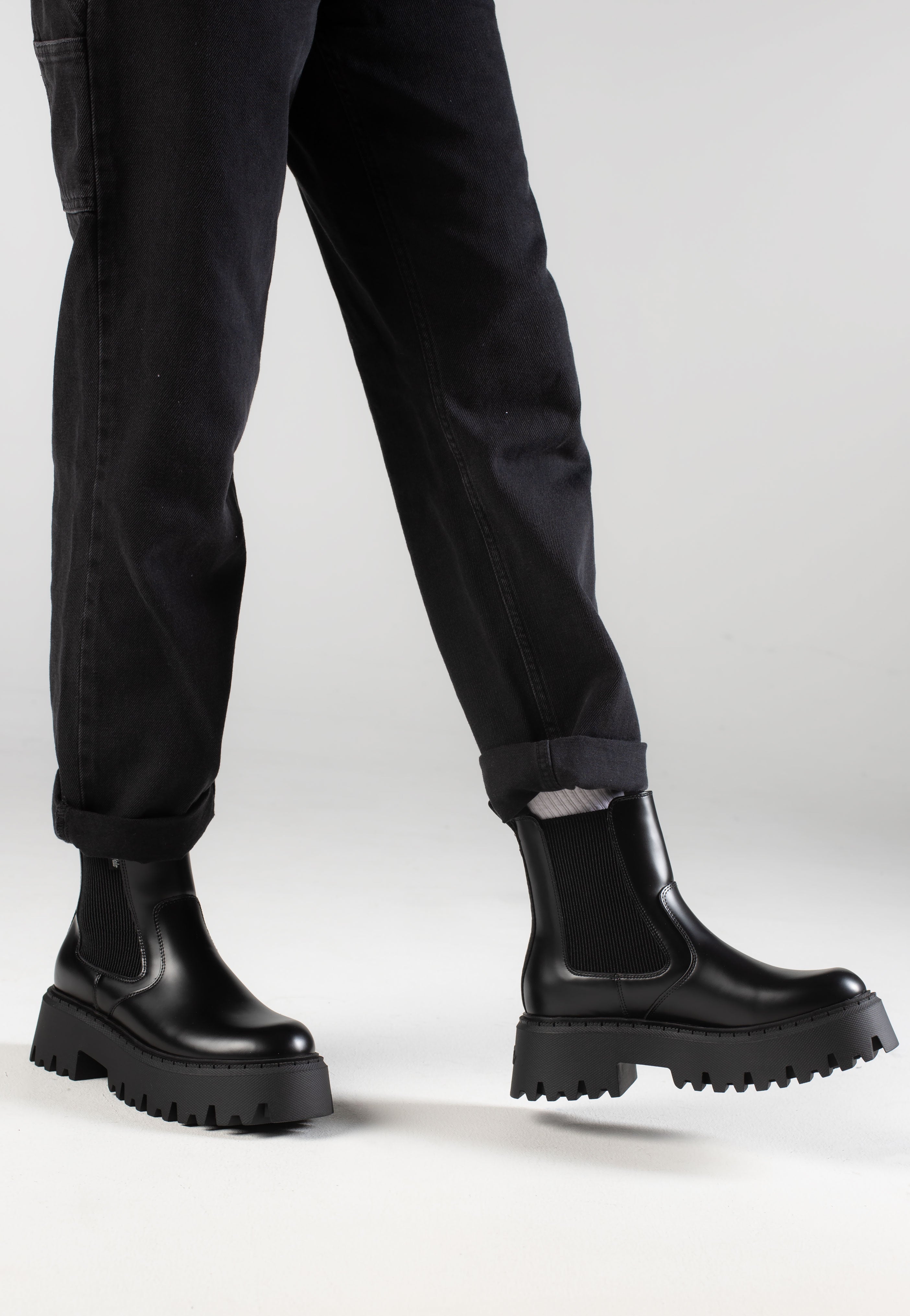 Buffalo - Aspen Chelsea Black - Girl Shoes | Women-Image