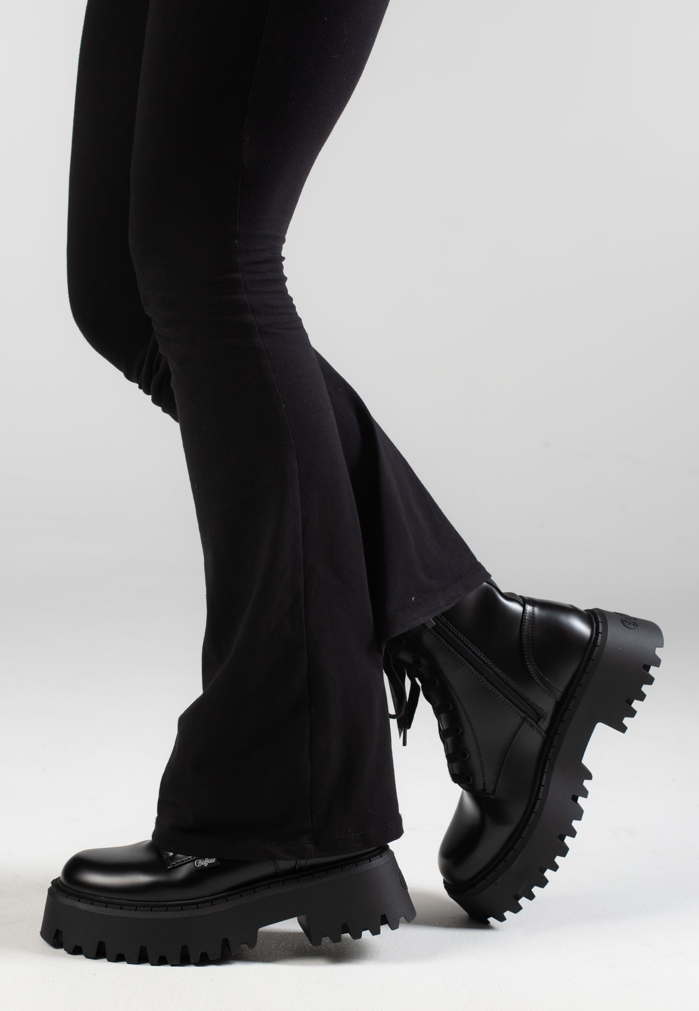 Buffalo - Aspen Lace Up Black - Girl Shoes | Women-Image