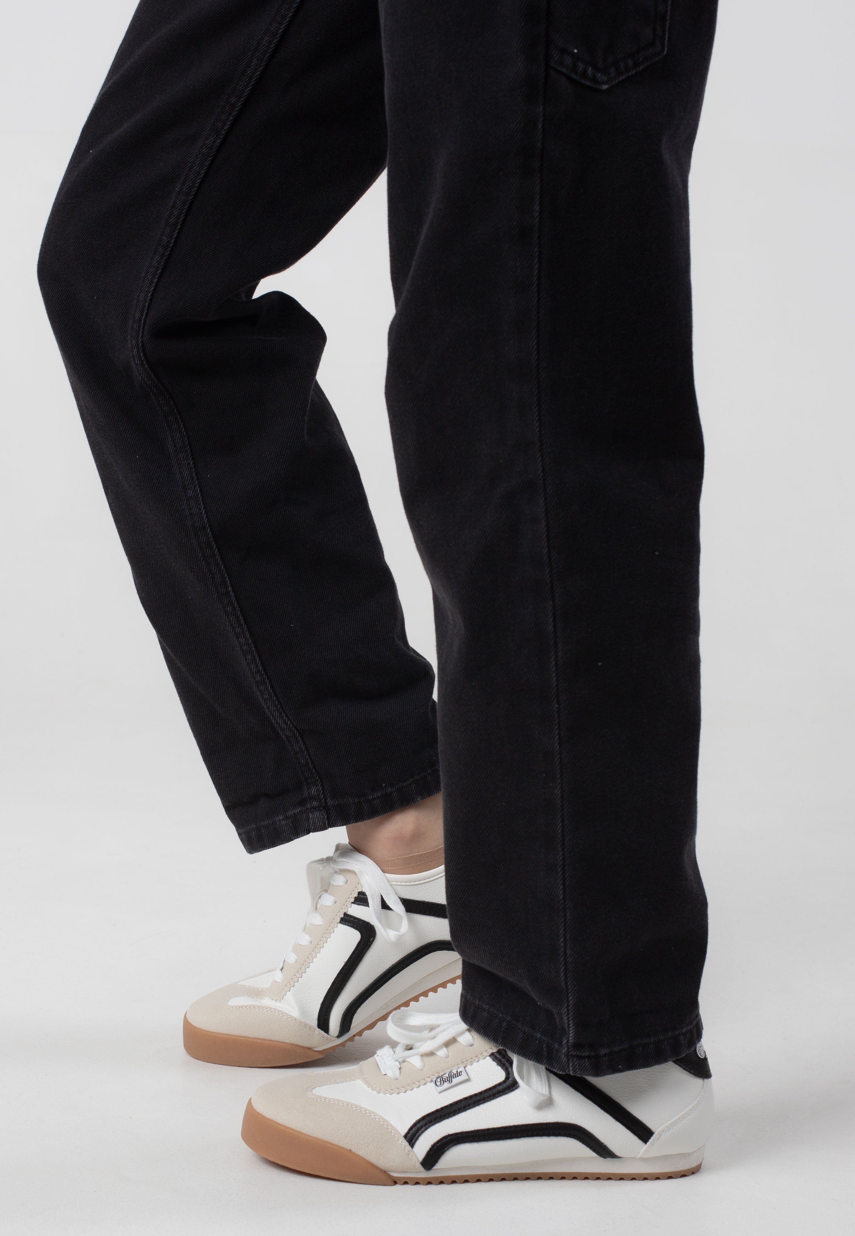 Buffalo - Java White/Cream/Black - Girl Shoes | Women-Image