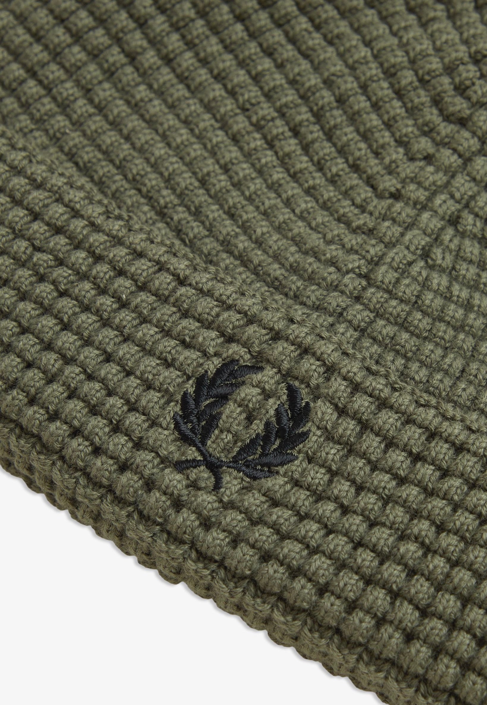 Fred Perry - Waffle Laurel Wreath Green - Beanie | Neutral-Image