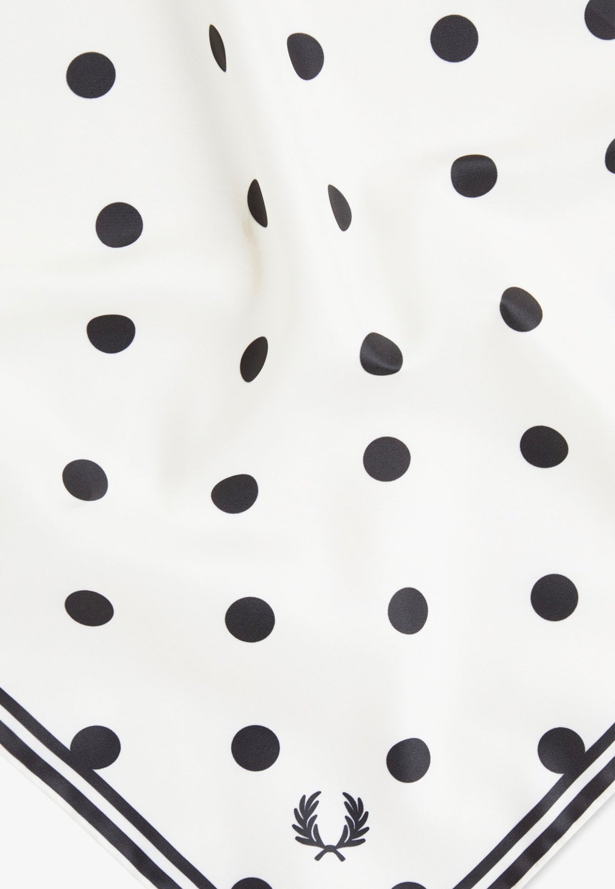 Fred Perry x Amy Winehouse Amy Polka Dot Snow White Huivi | Women-Image