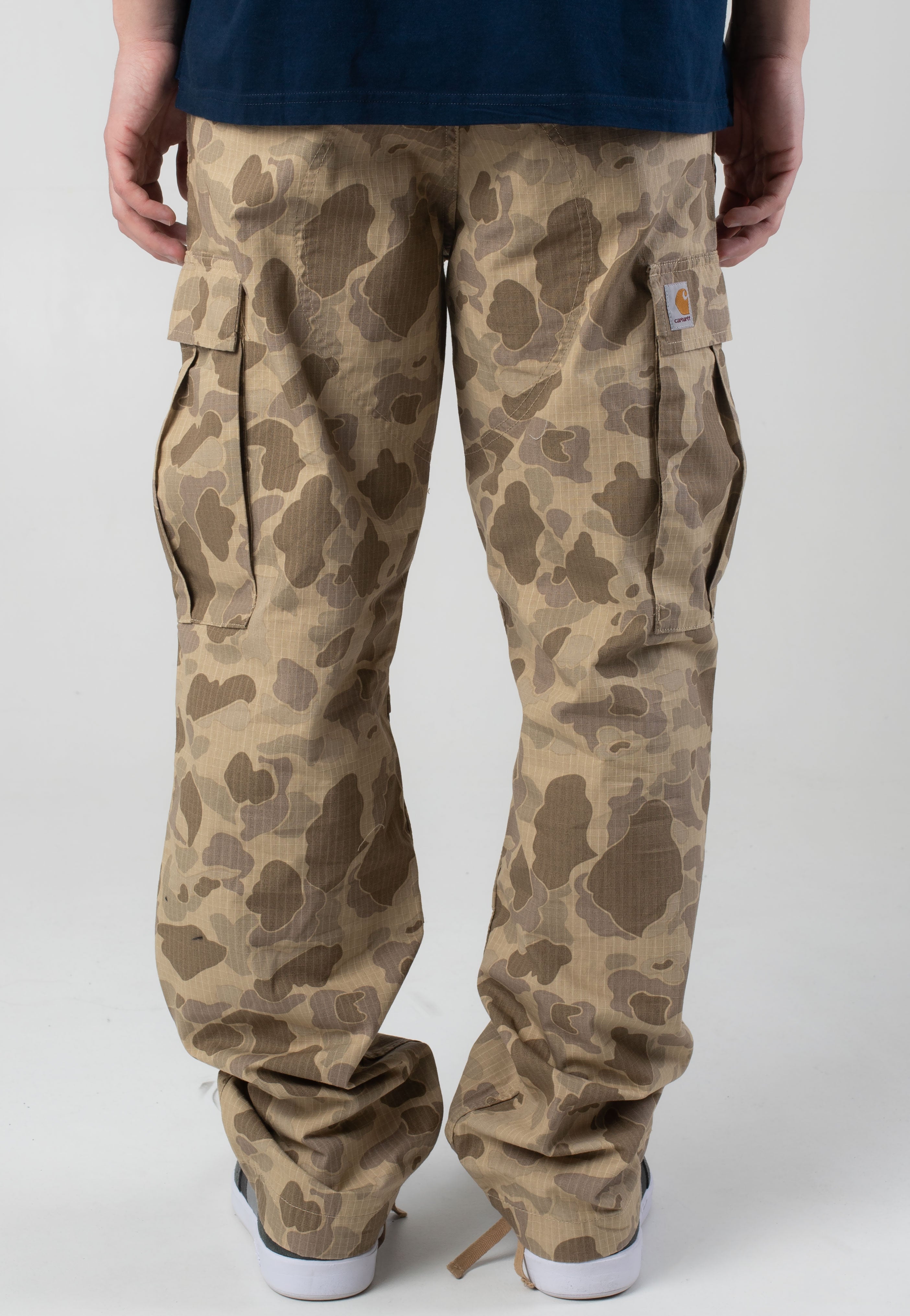 Carhartt WIP - Regular Cargo Rinsed Camo Duck/Desert - Pants | Men-Image