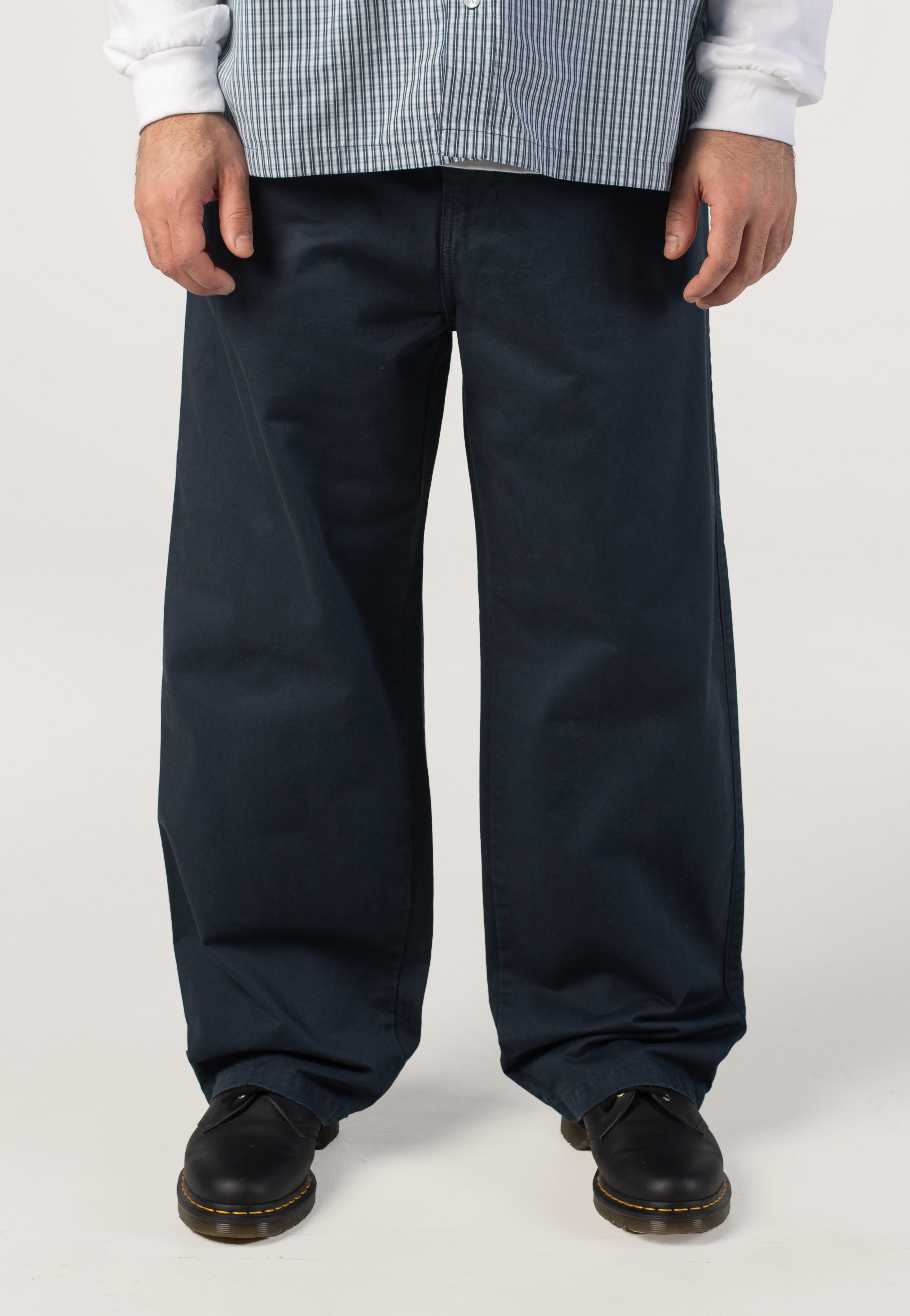Carhartt WIP - Brady Stone Washed Carbon - Pants | Men-Image