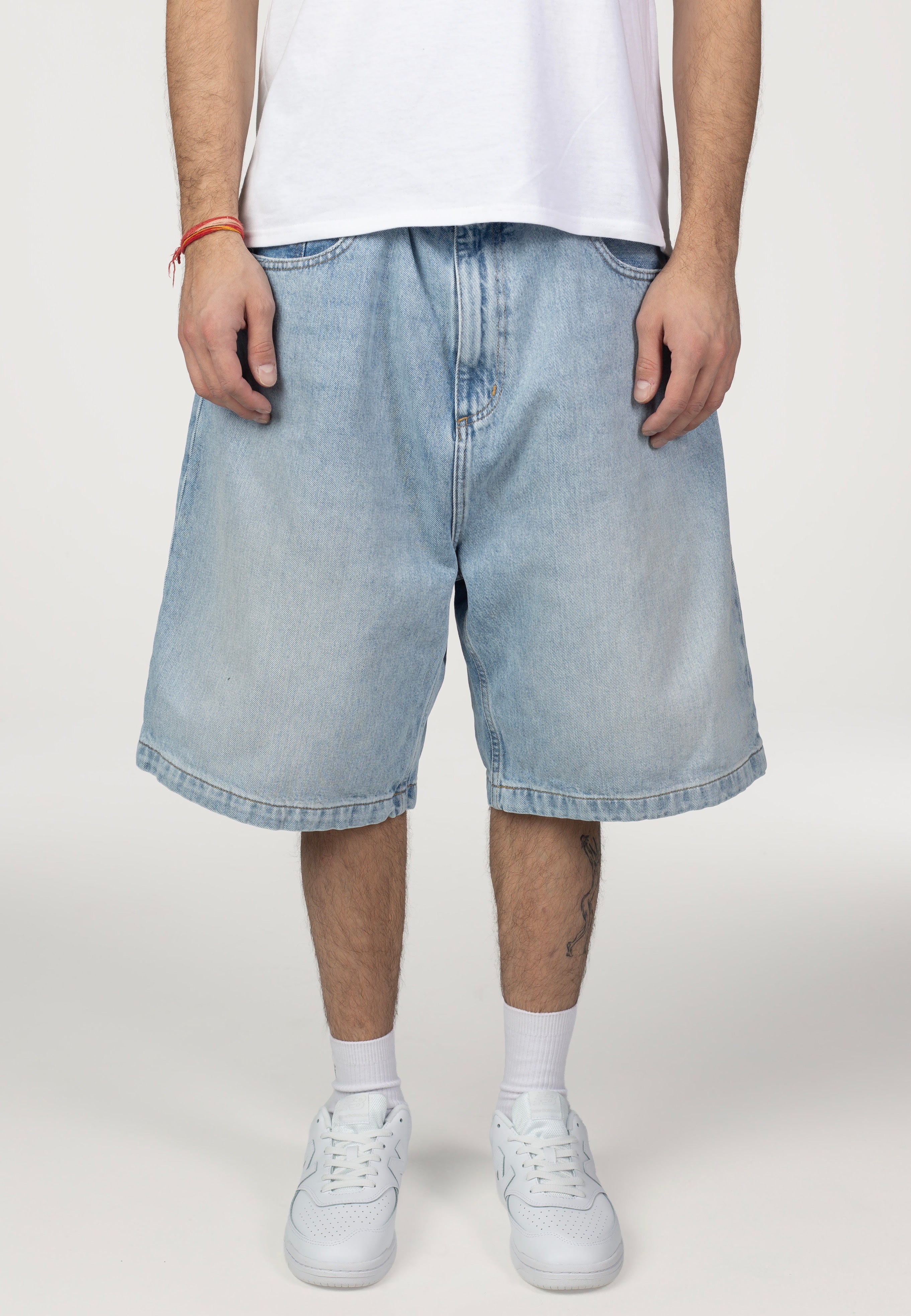 Carhartt WIP - Brandon Heavy Worn Bleached Blue - Shorts | Men-Image