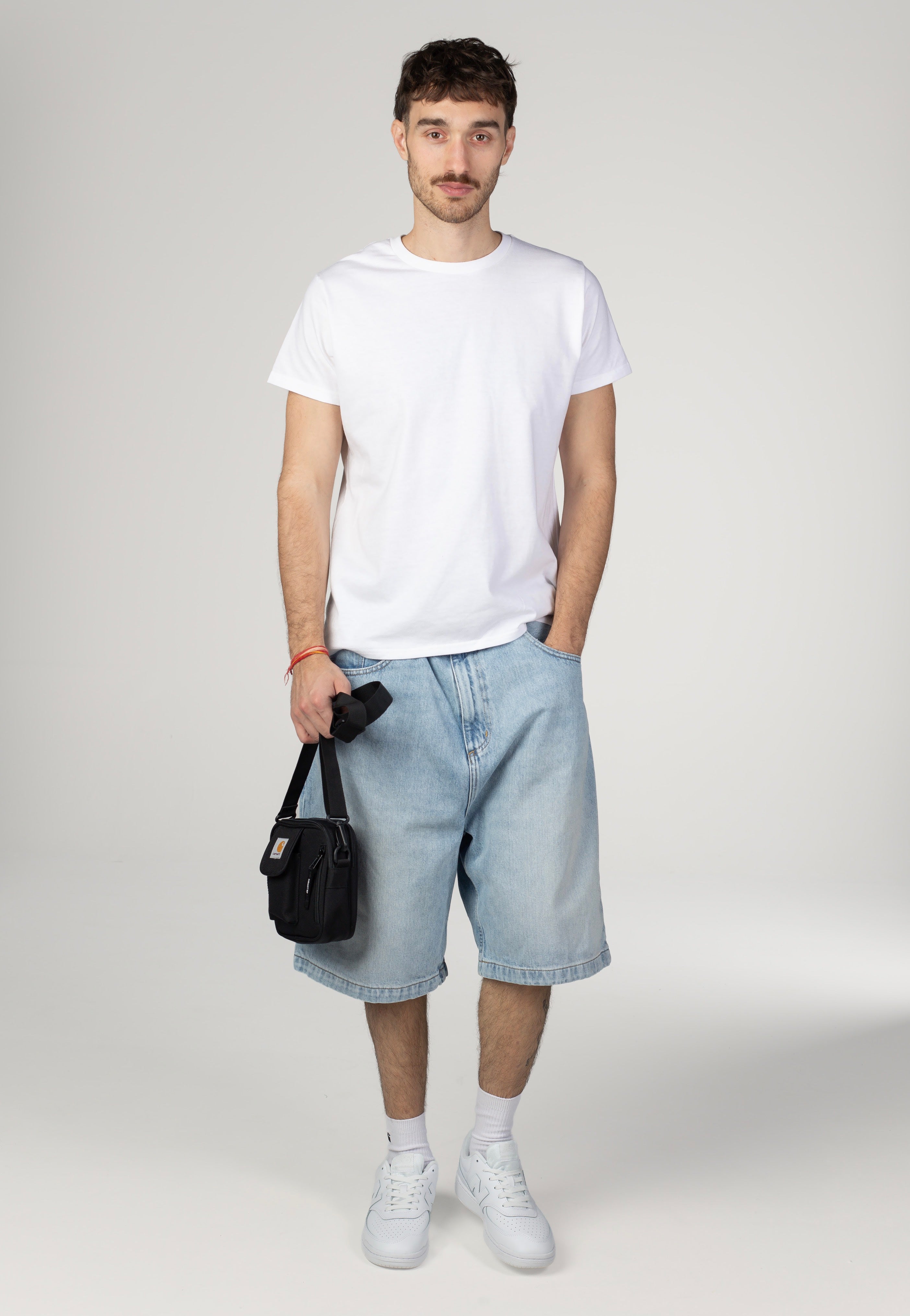 Carhartt WIP - Brandon Heavy Worn Bleached Blue - Shorts | Men-Image