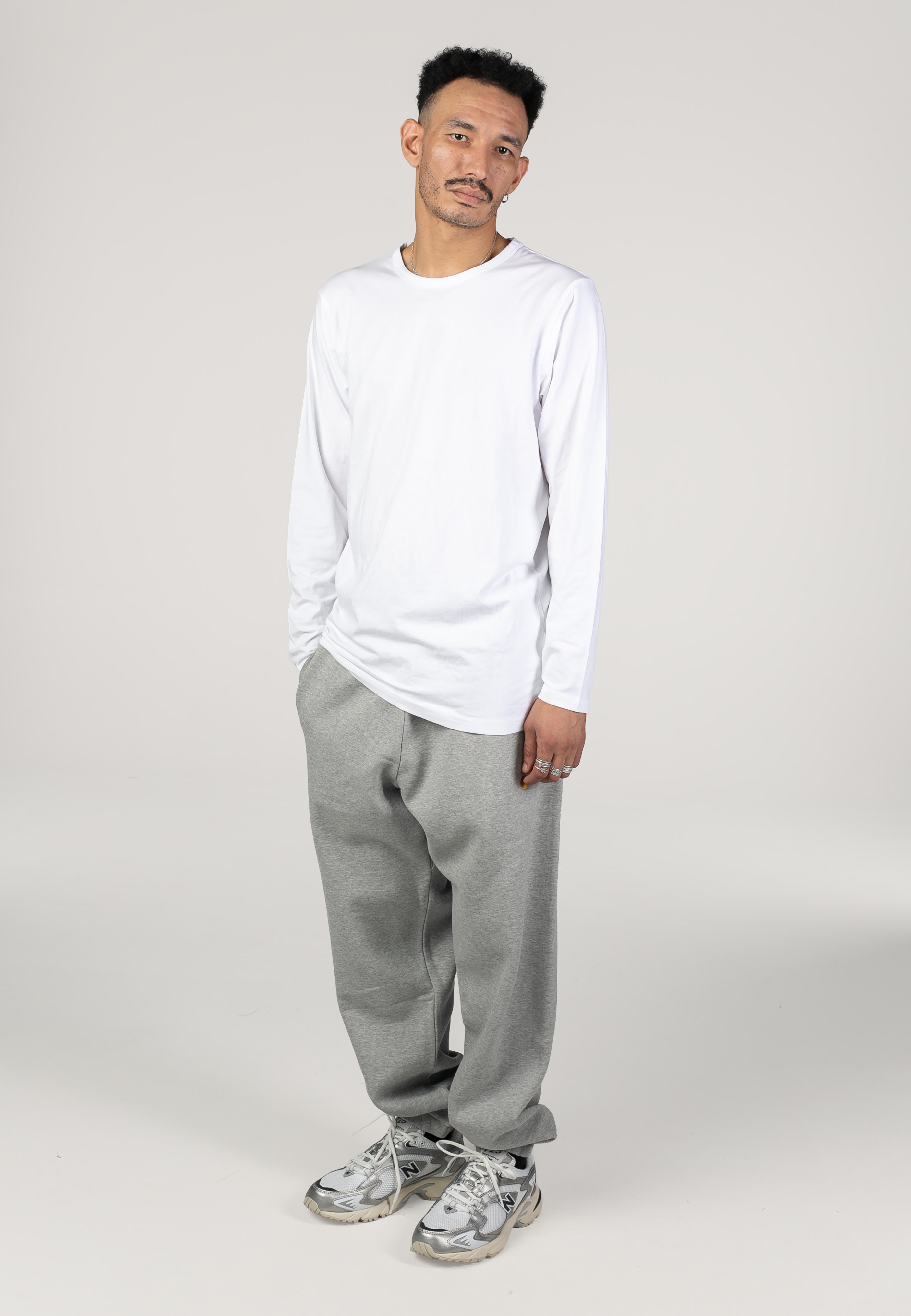 Carhartt WIP - Chase Loose Grey Heather - Sweat Pants | Men-Image