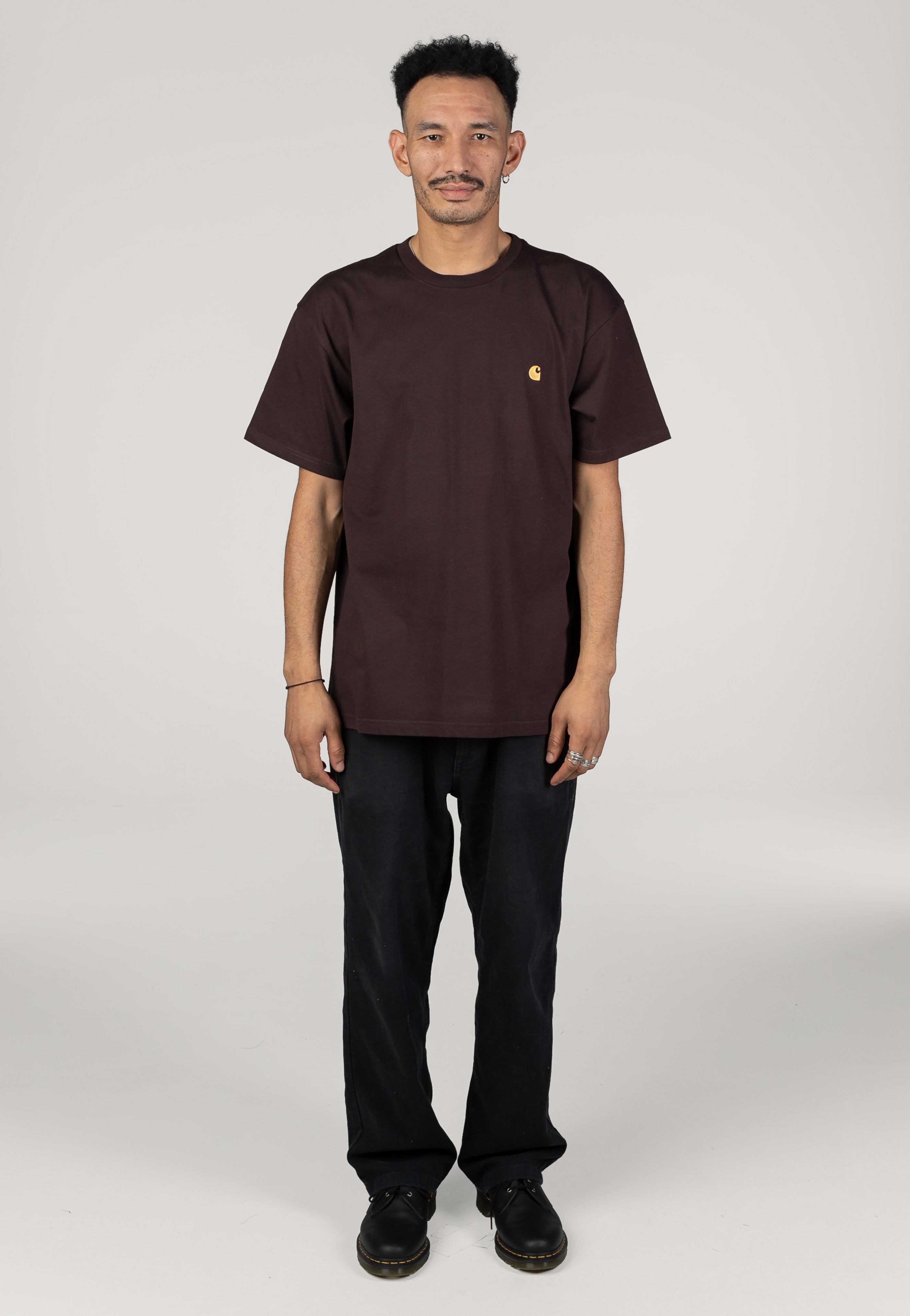 Carhartt WIP - Chase Palisander/Gold - T-Shirt | Men-Image