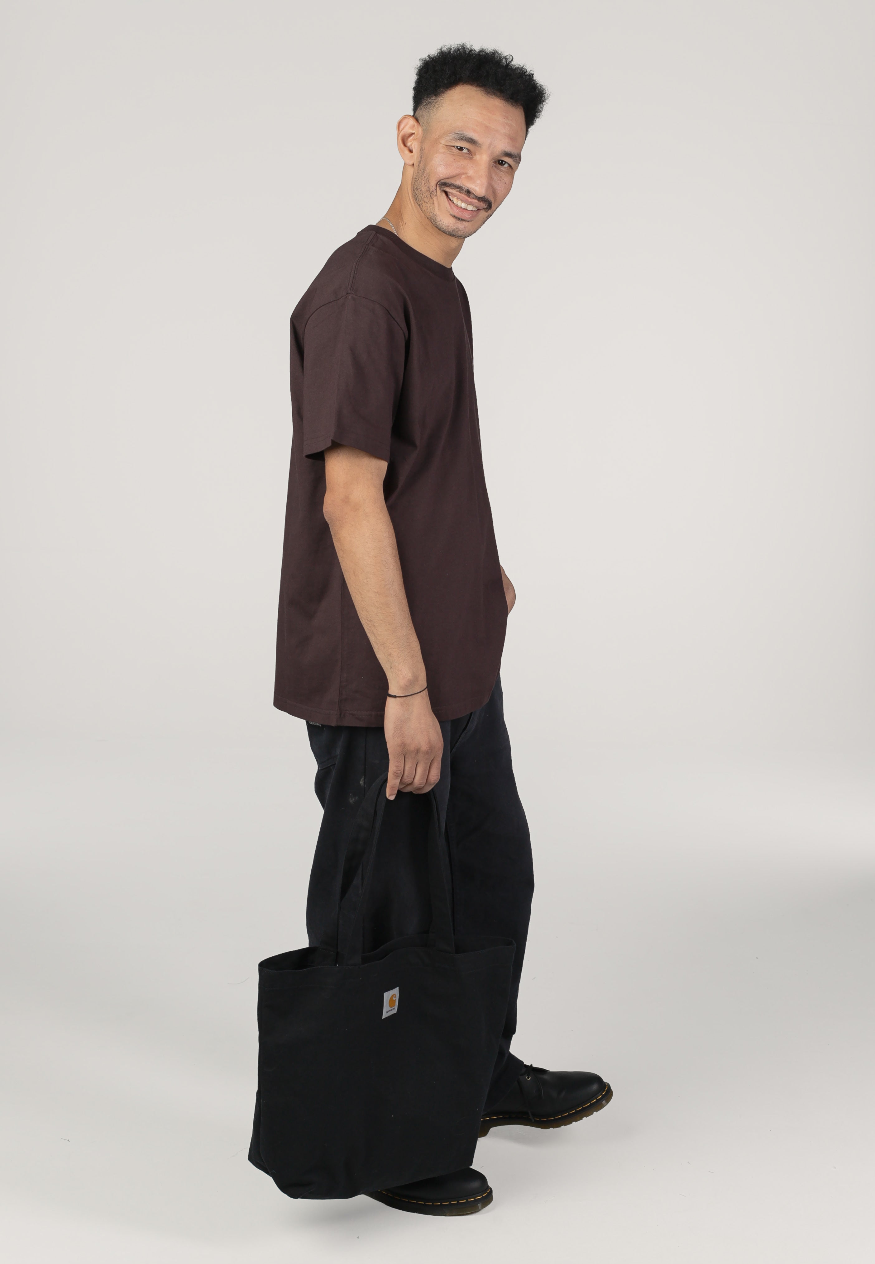 Carhartt WIP - Chase Palisander/Gold - T-Shirt | Men-Image