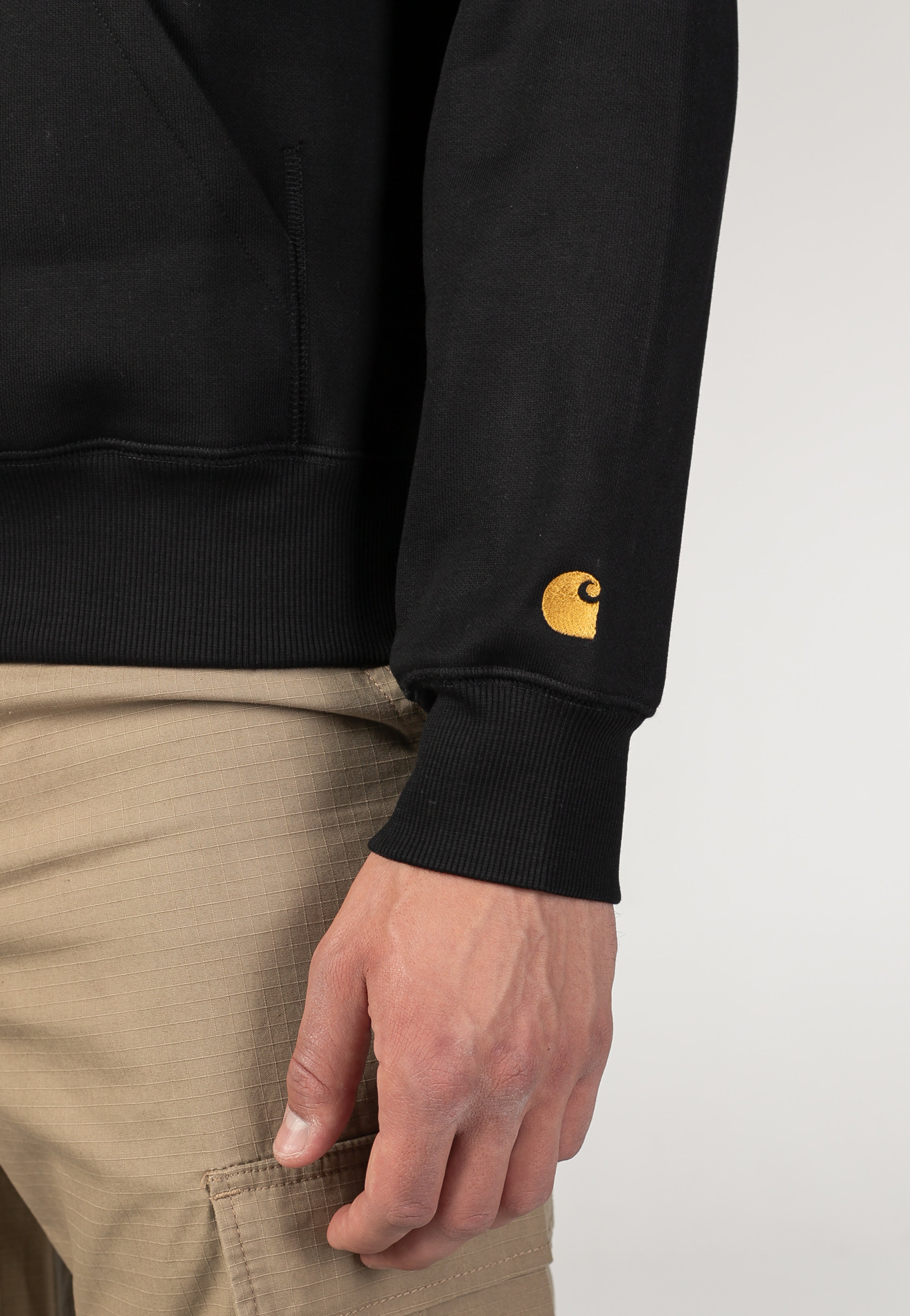 Carhartt WIP - Hooded Chase Black/Gold - Hoodie | Men-Image
