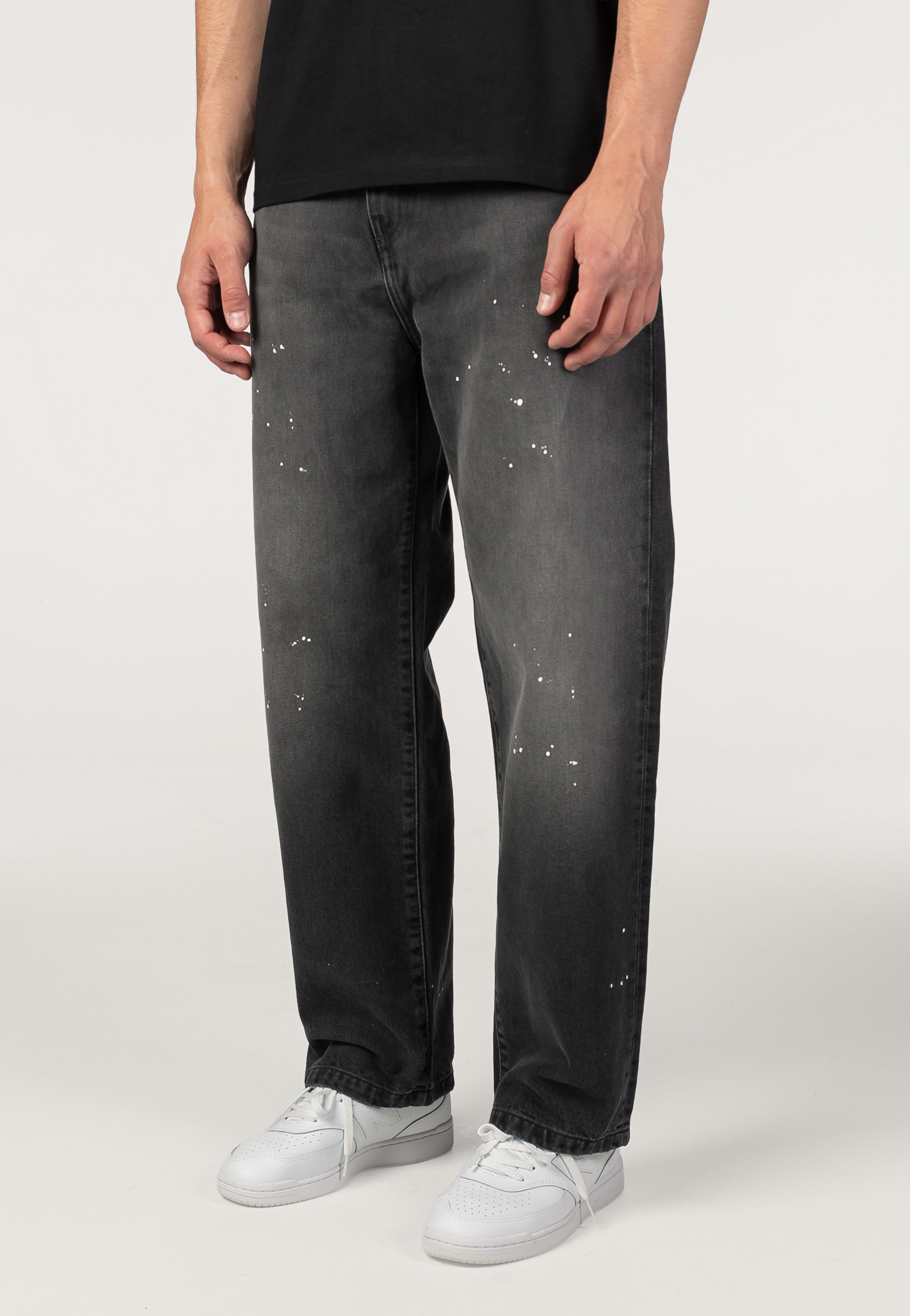 Carhartt WIP - Landon Destroy Wash Black - Pants | Men-Image
