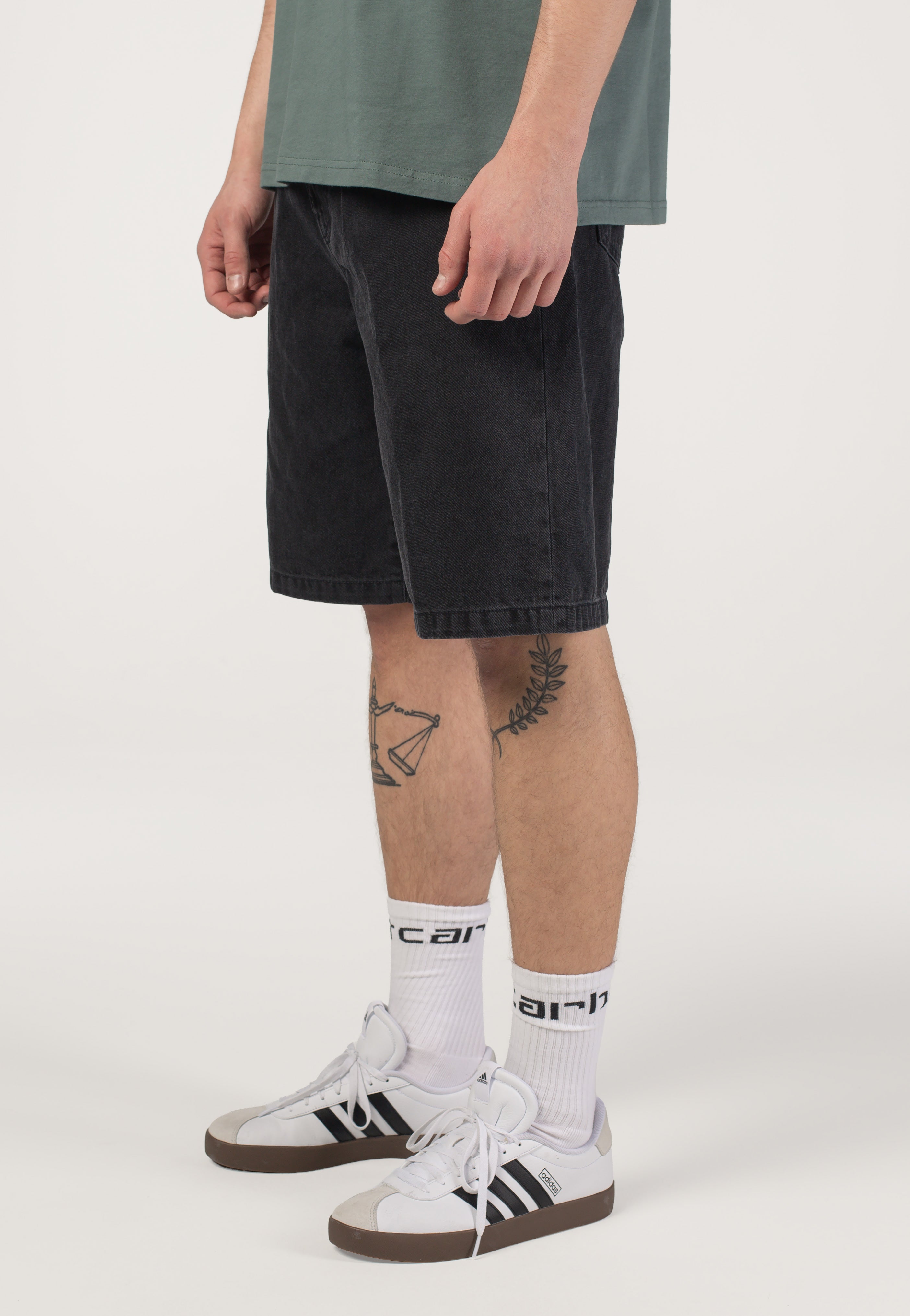 Carhartt WIP - Landon Stone Washed Black - Shorts | Men-Image