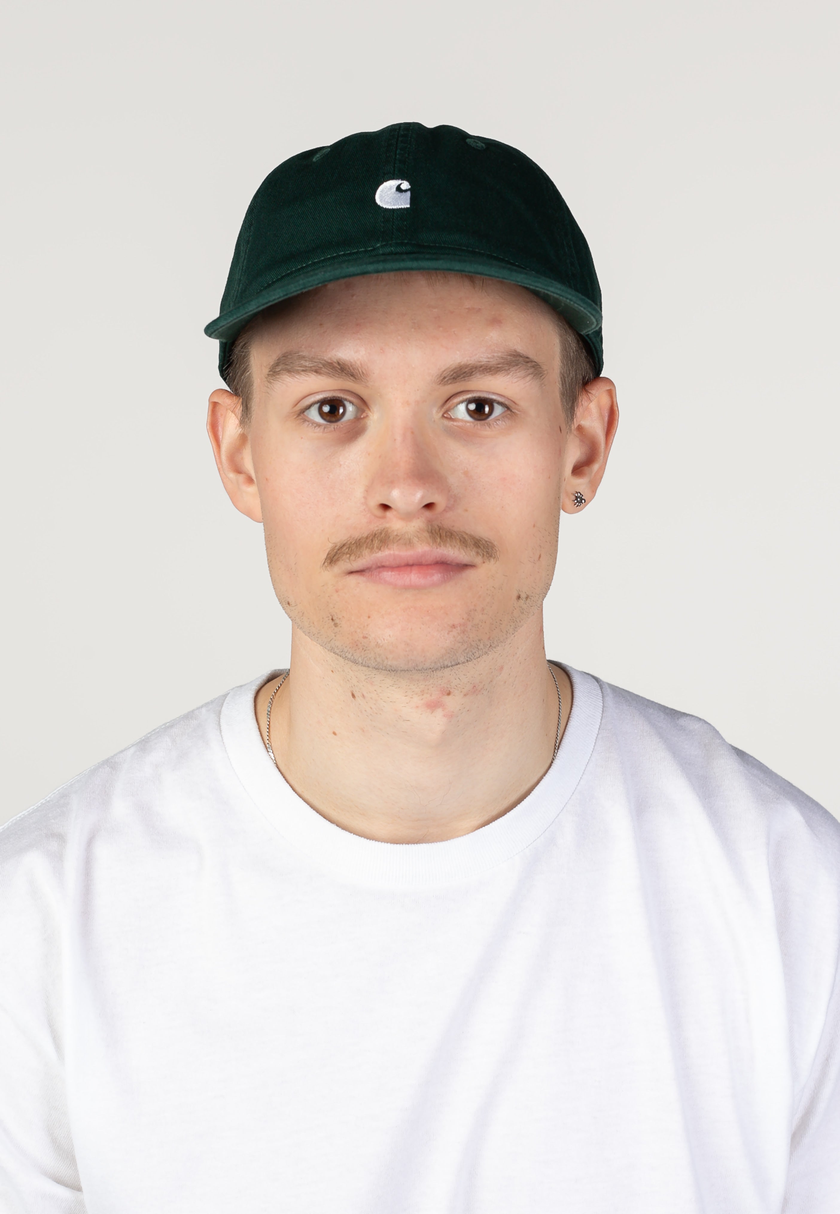 Carhartt WIP - Madison Logo Dark Scarab/White - Cap | Neutral-Image