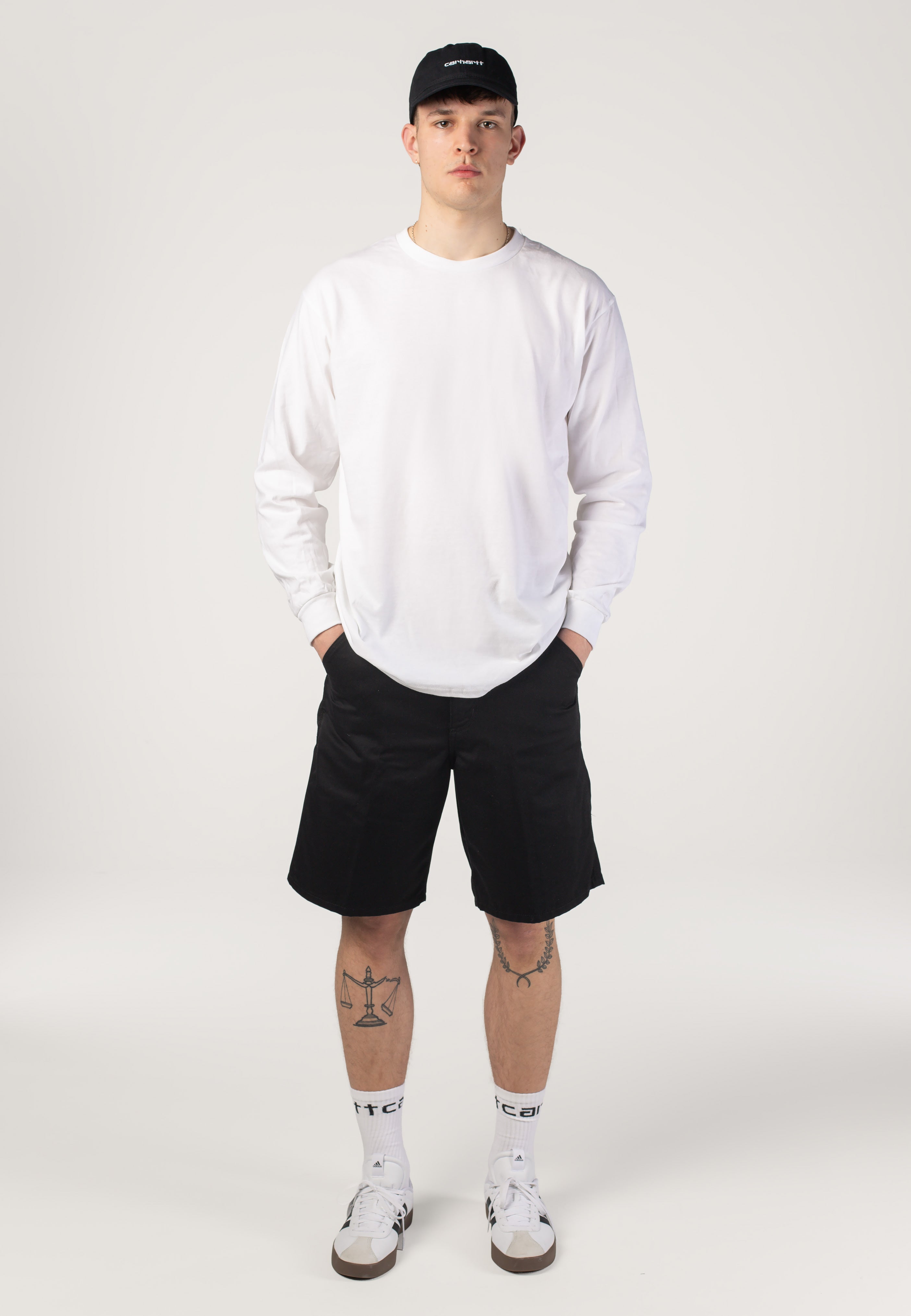 Carhartt WIP - Simple Rinsed Black - Shorts | Men-Image