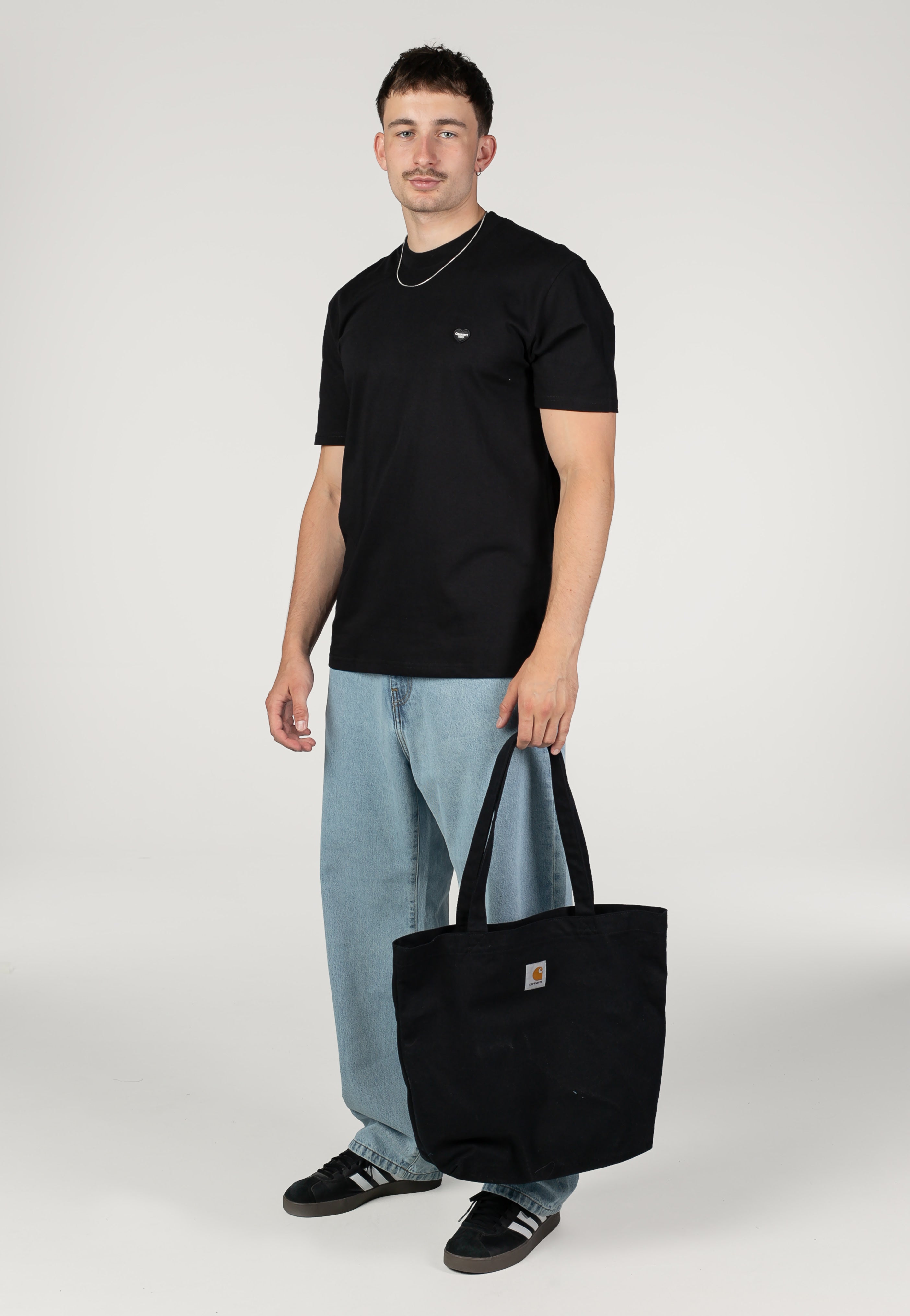 Carhartt WIP - Small Heart Black/Black - T-Shirt | Men-Image