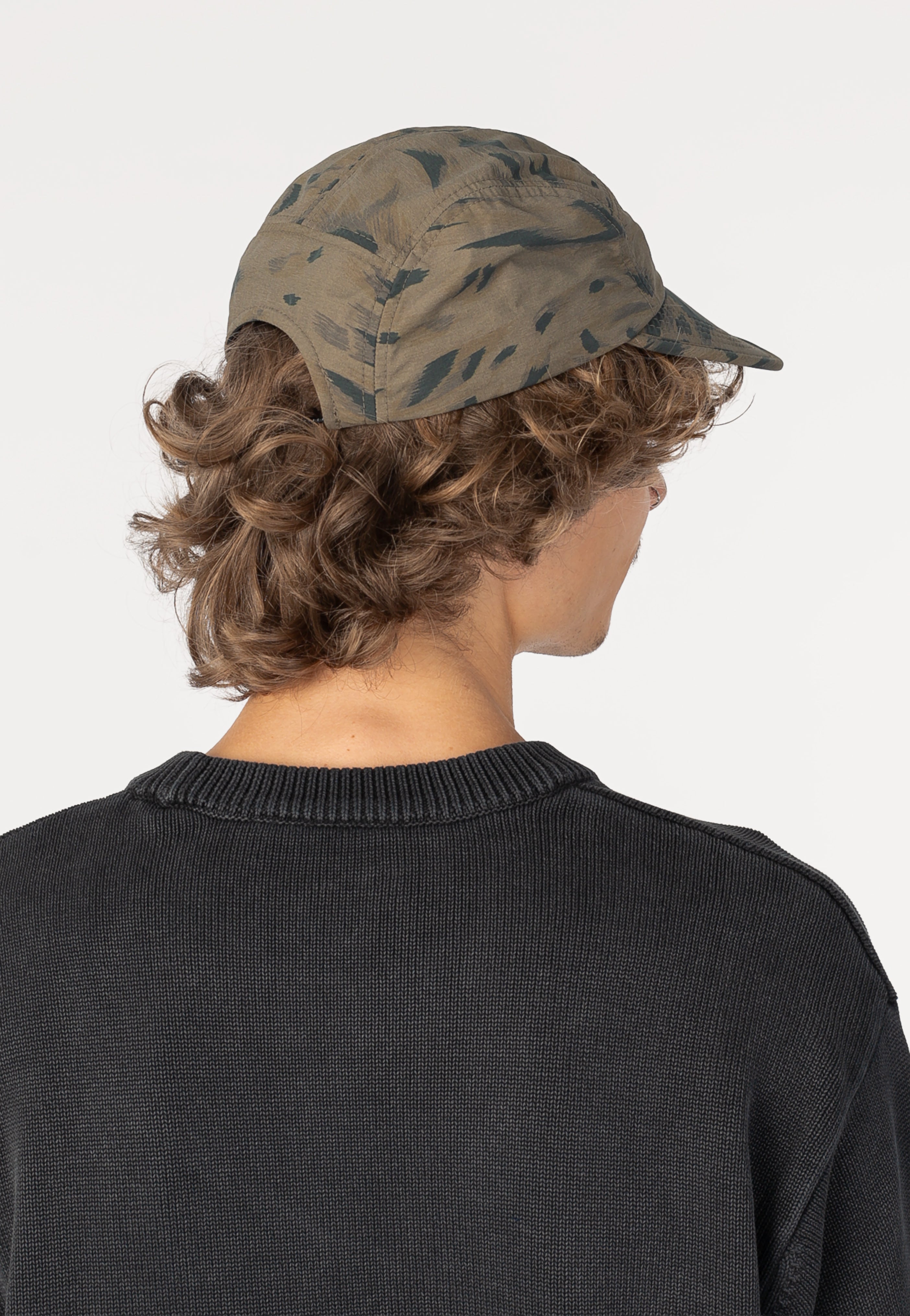 Carhartt WIP - Travon Duck Feather Print Cypress/Black - Cap | Neutral-Image