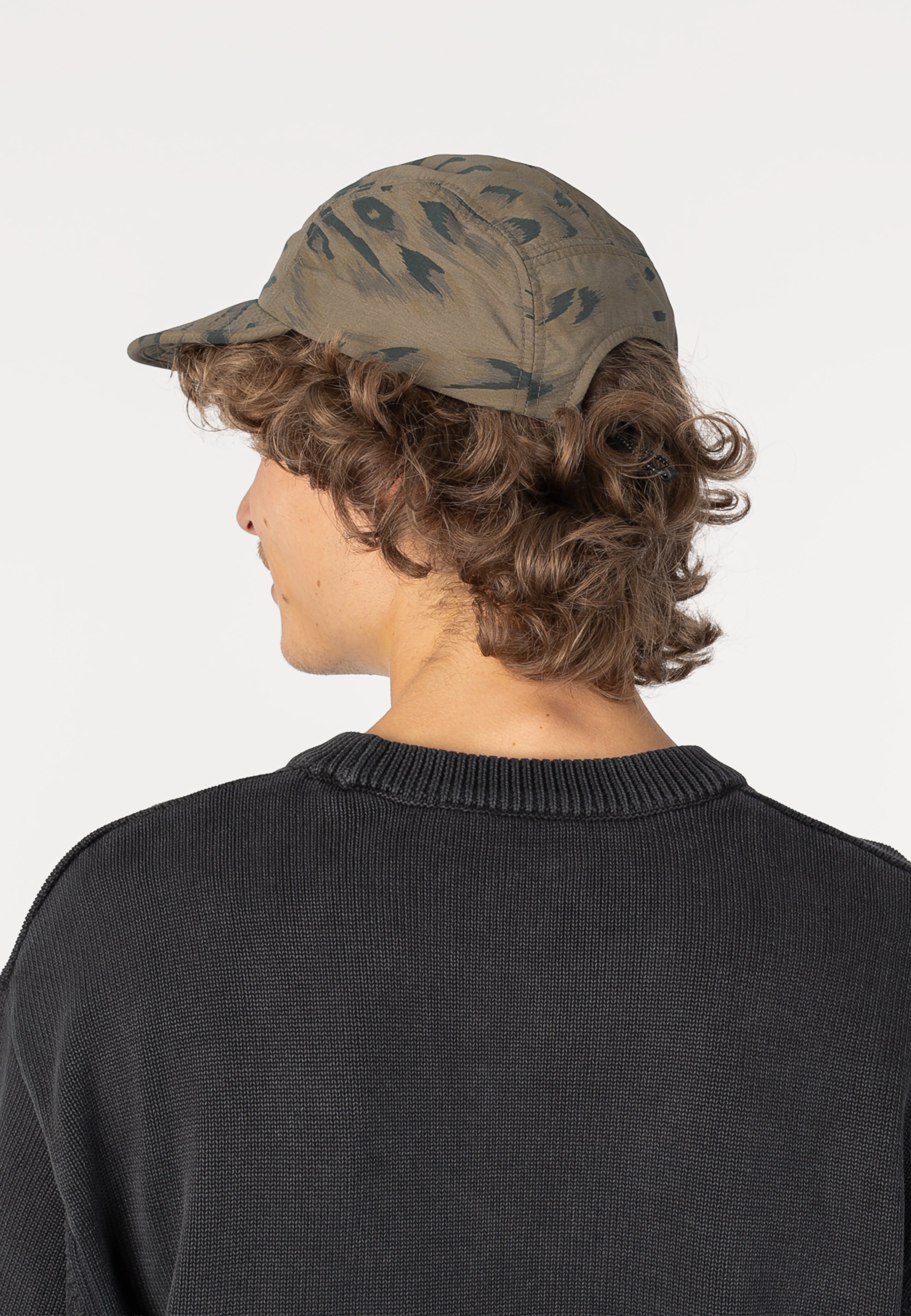 Carhartt WIP - Travon Duck Feather Print Cypress/Black - Cap | Neutral-Image