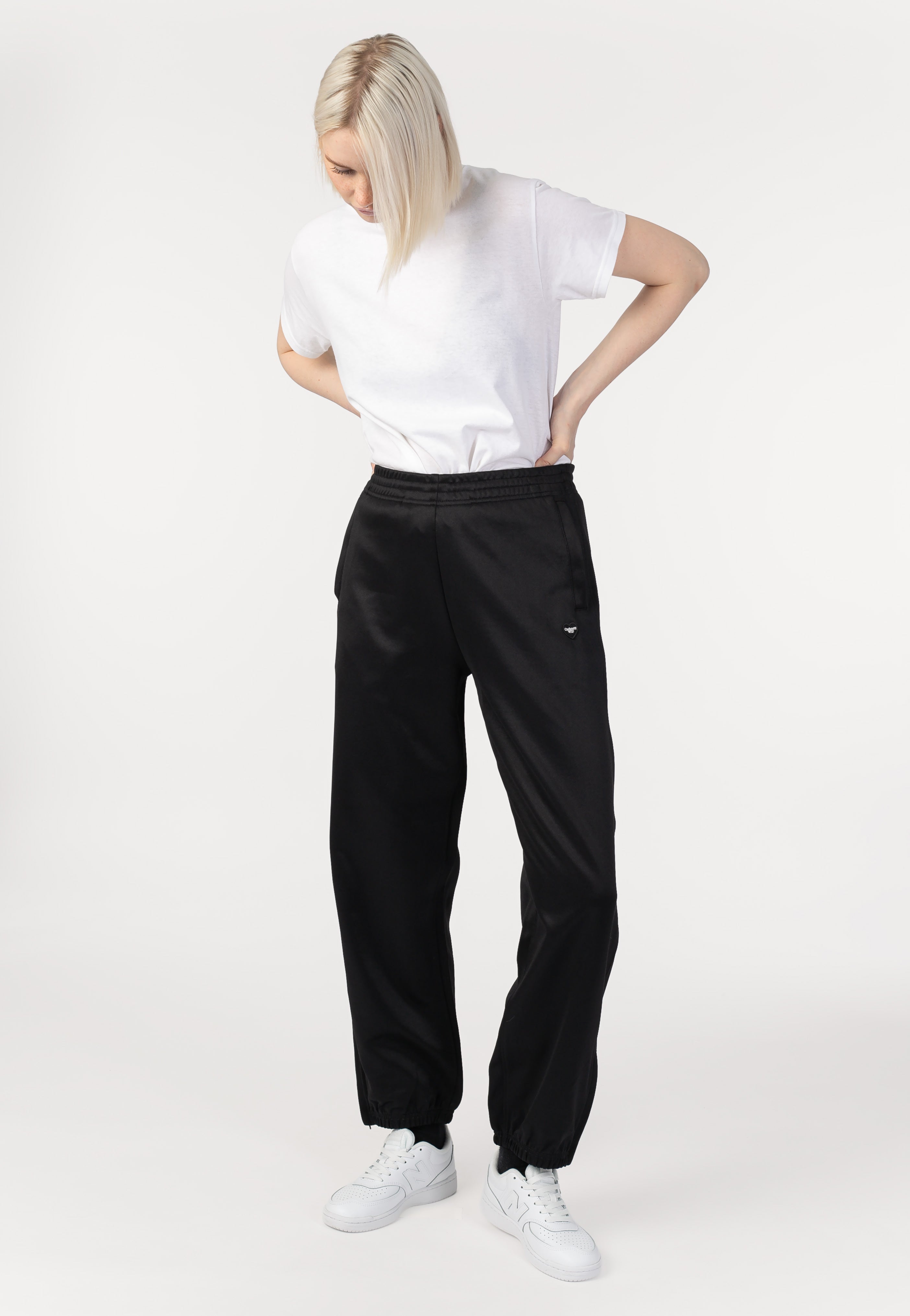 Carhartt WIP - W' Conny Sweat Black/Black - Sweat Pants | Women-Image