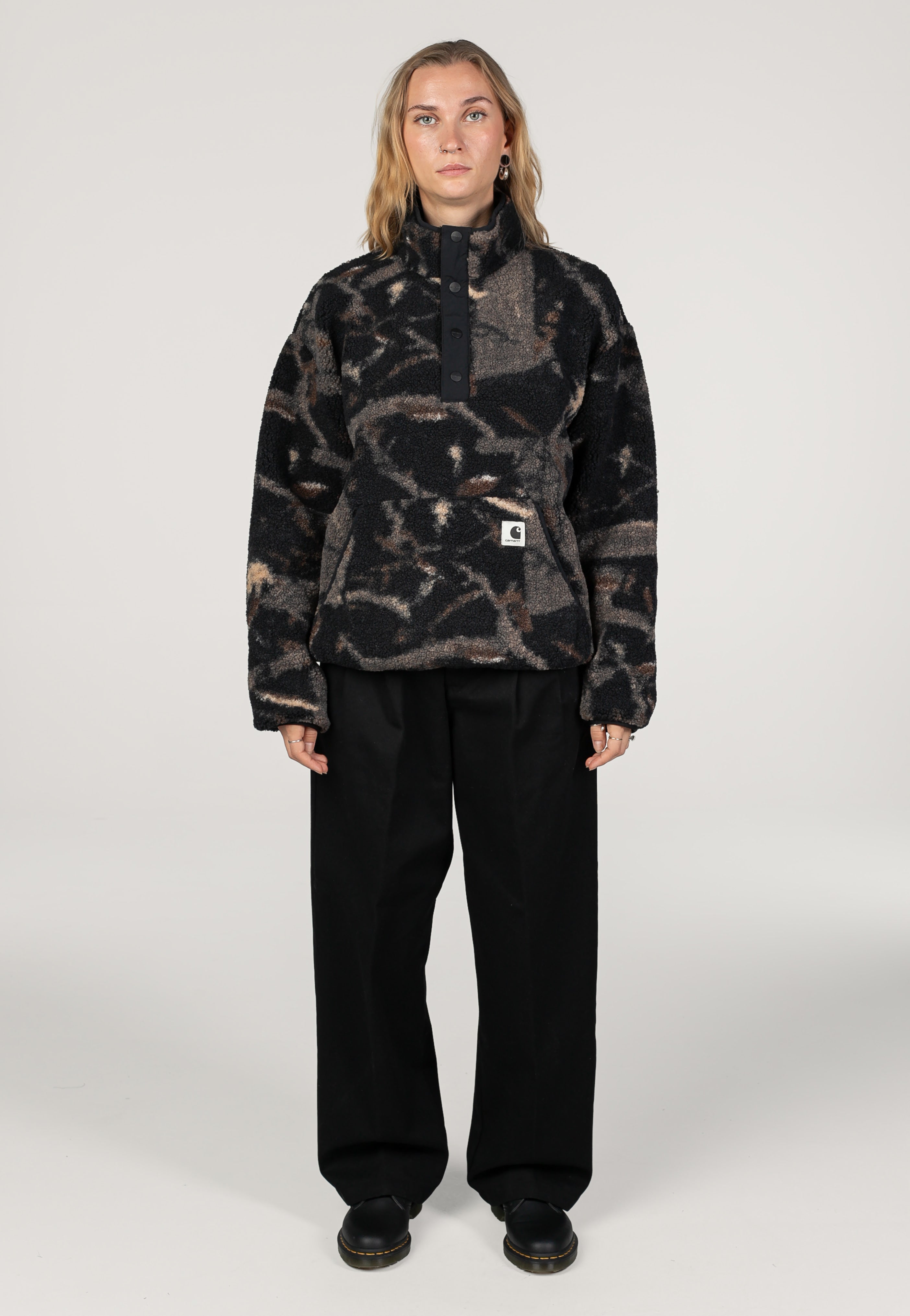 Carhartt WIP - W' Elliot High Neck Liner Camo Feather Tree/Black/Black - Jacket | Women-Image