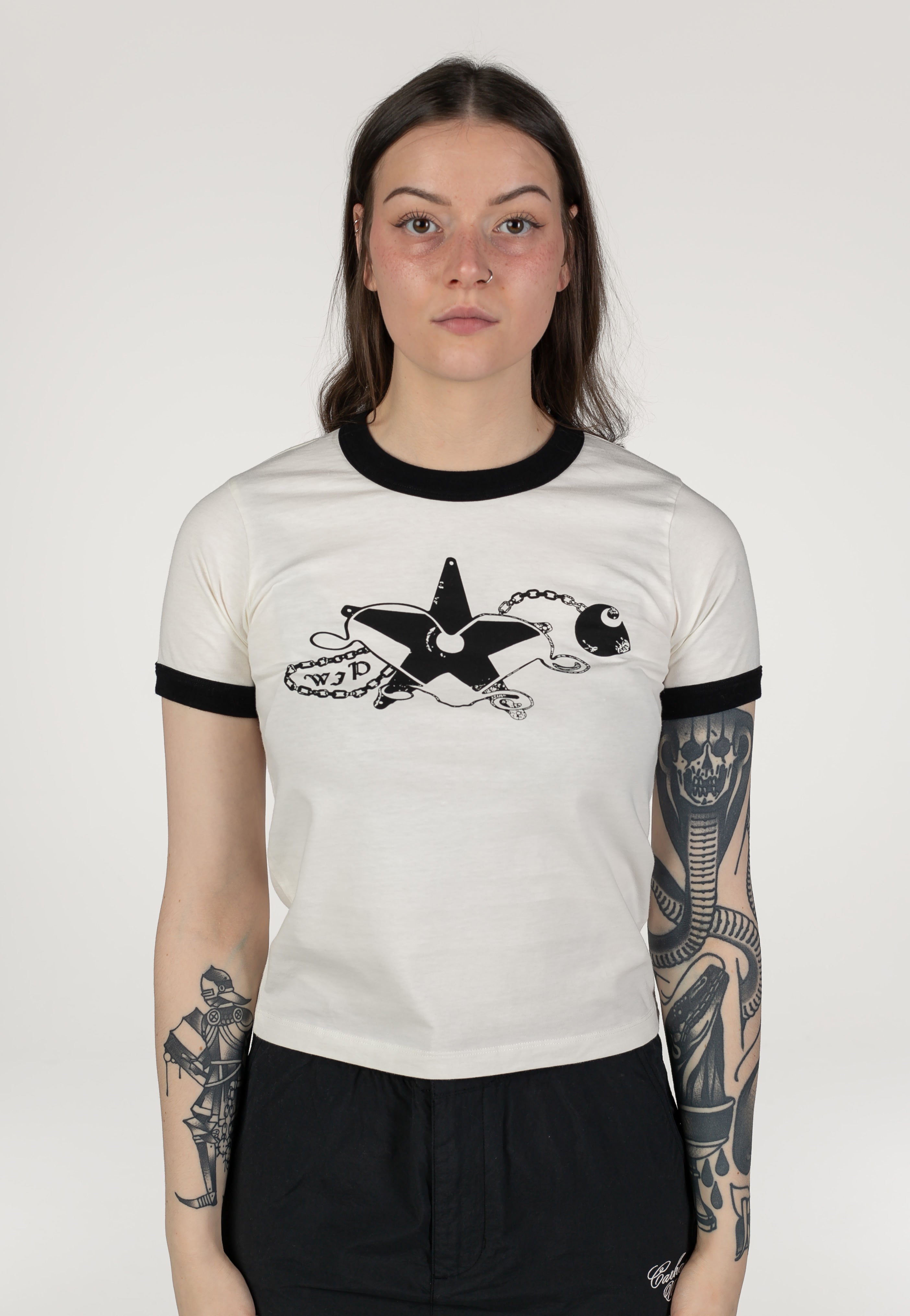 Carhartt WIP - W' Outlaw Star Ringer Heavy Stone Wash Wax/Black - T-Shirt | Women-Image
