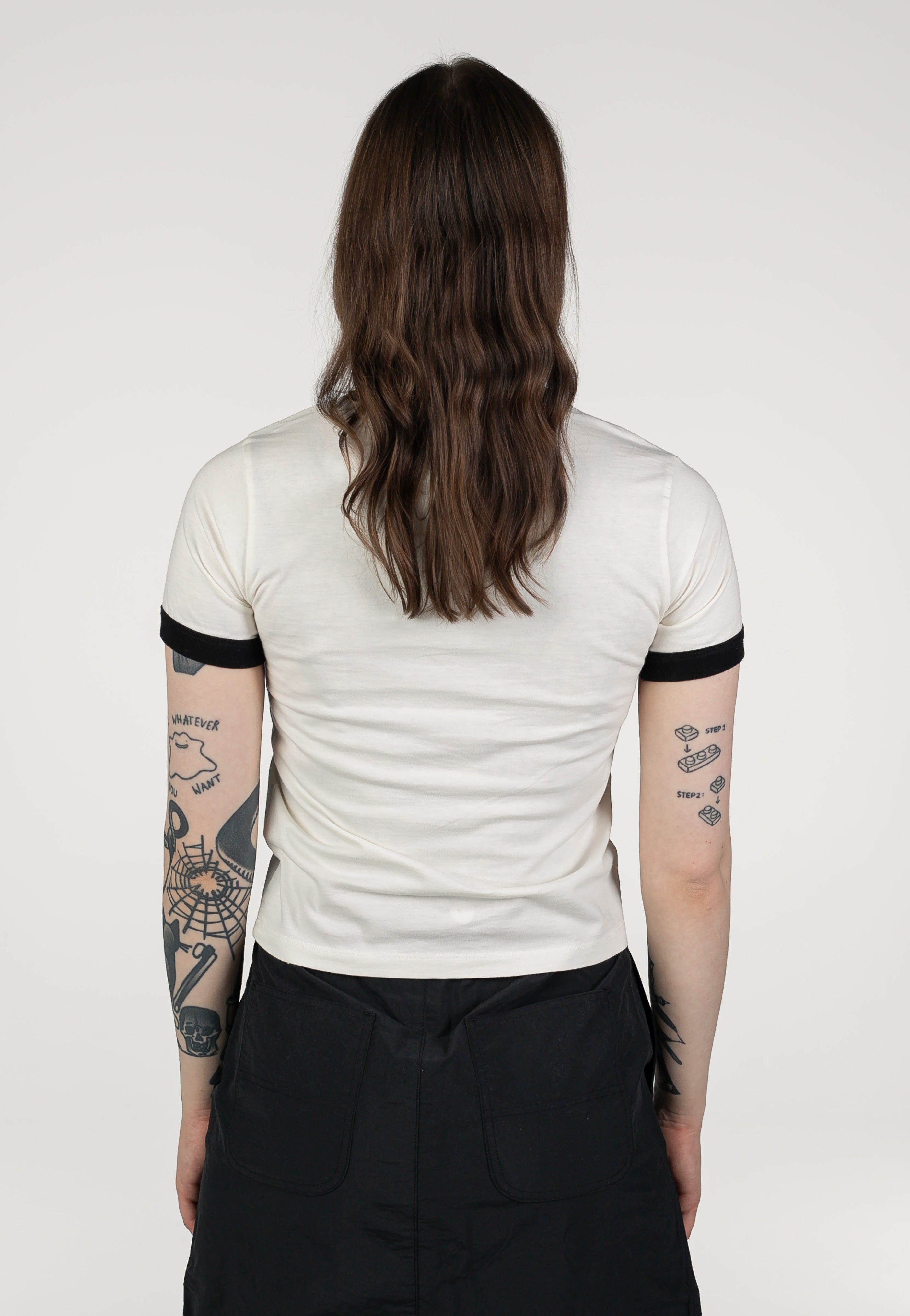 Carhartt WIP - W' Outlaw Star Ringer Heavy Stone Wash Wax/Black - T-Shirt | Women-Image