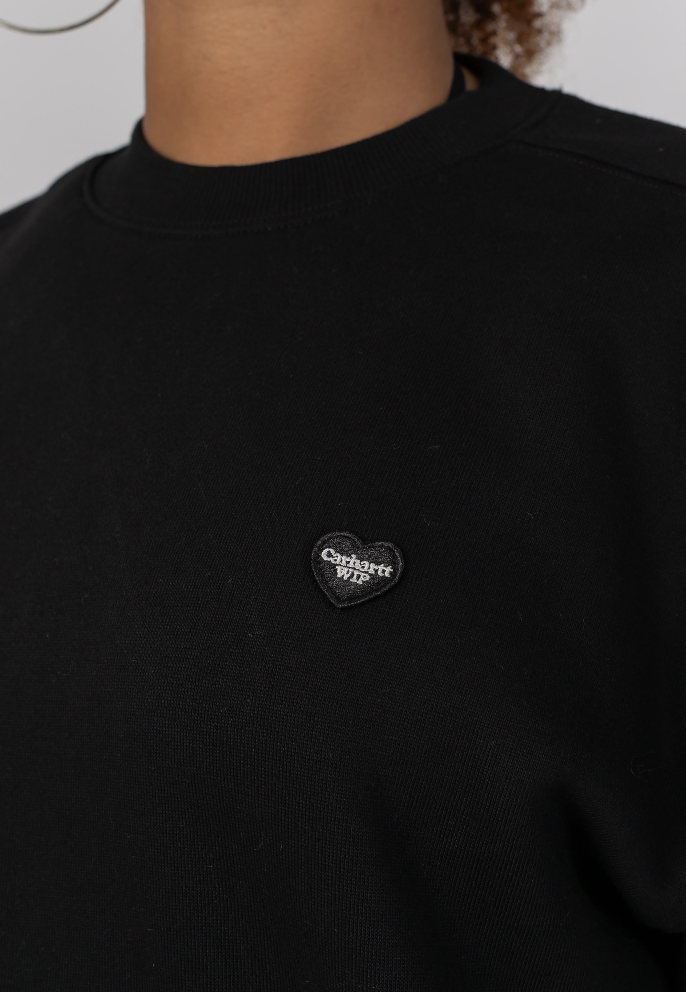 Carhartt WIP - W' Small Heart Patch Black/Black - Sweater | Women-Image