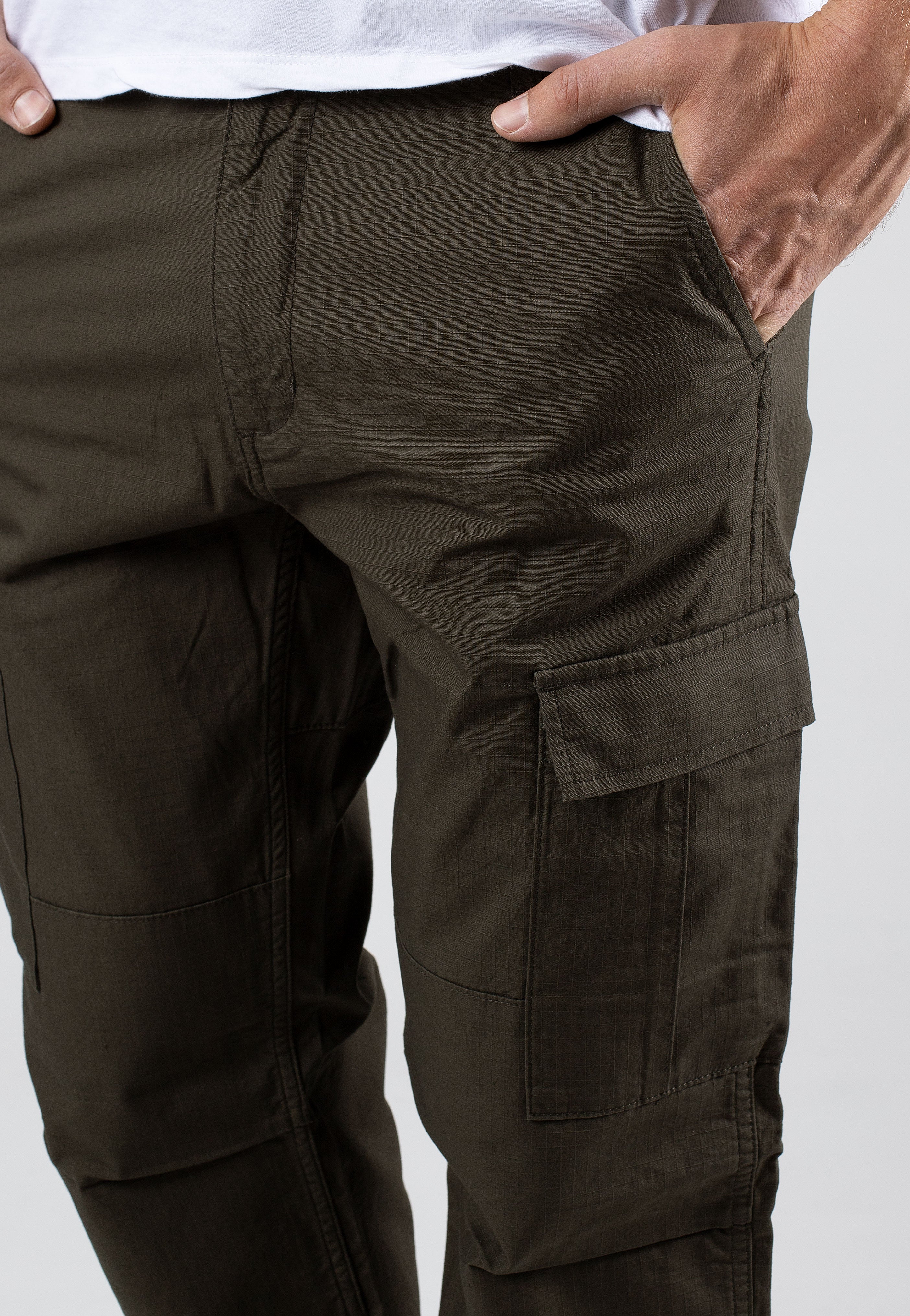 Carhartt WIP - Aviation Rinsed Cypress - Pants | Men-Image