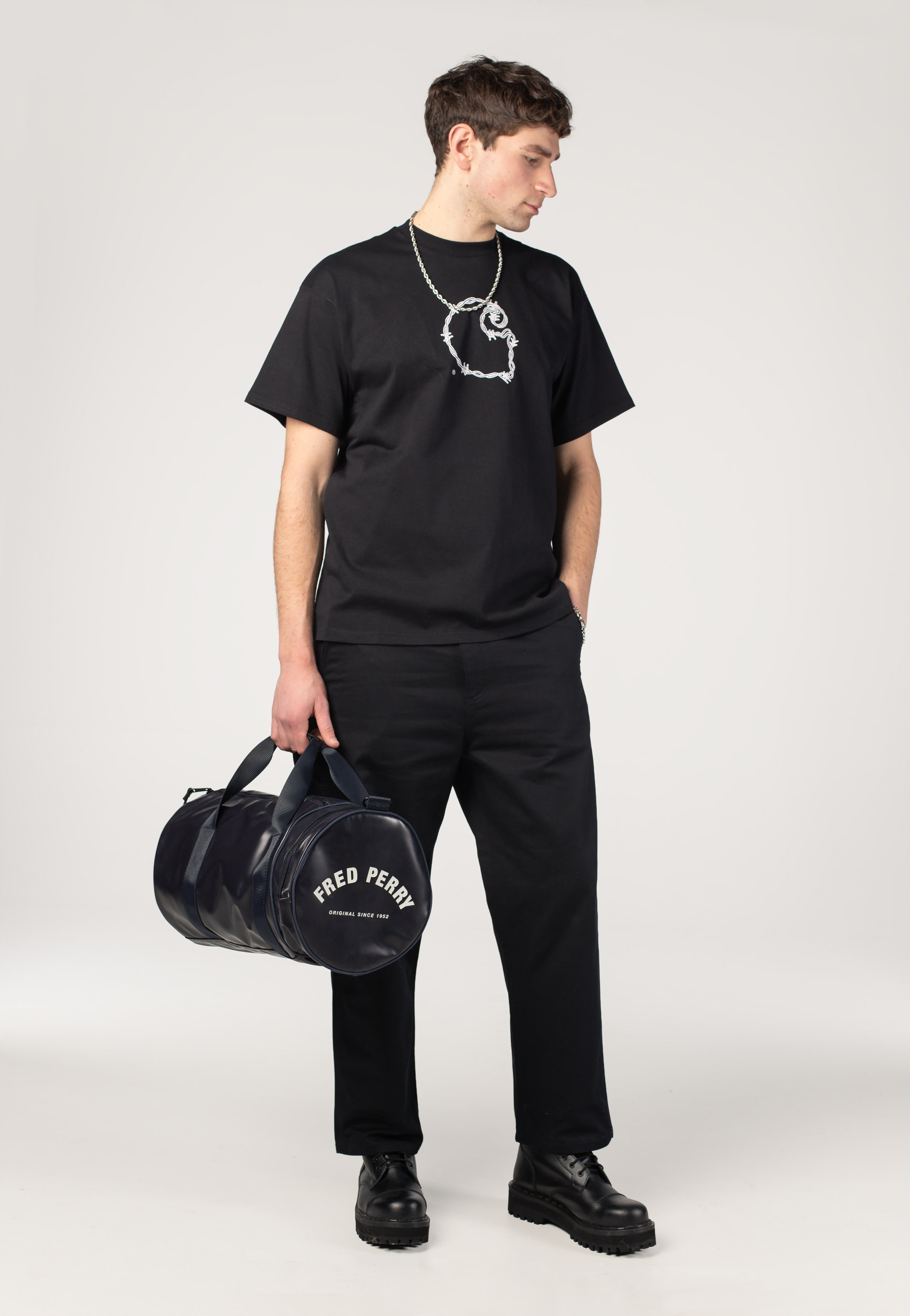 Carhartt WIP - Barbwire C Black - T-Shirt | Men-Image