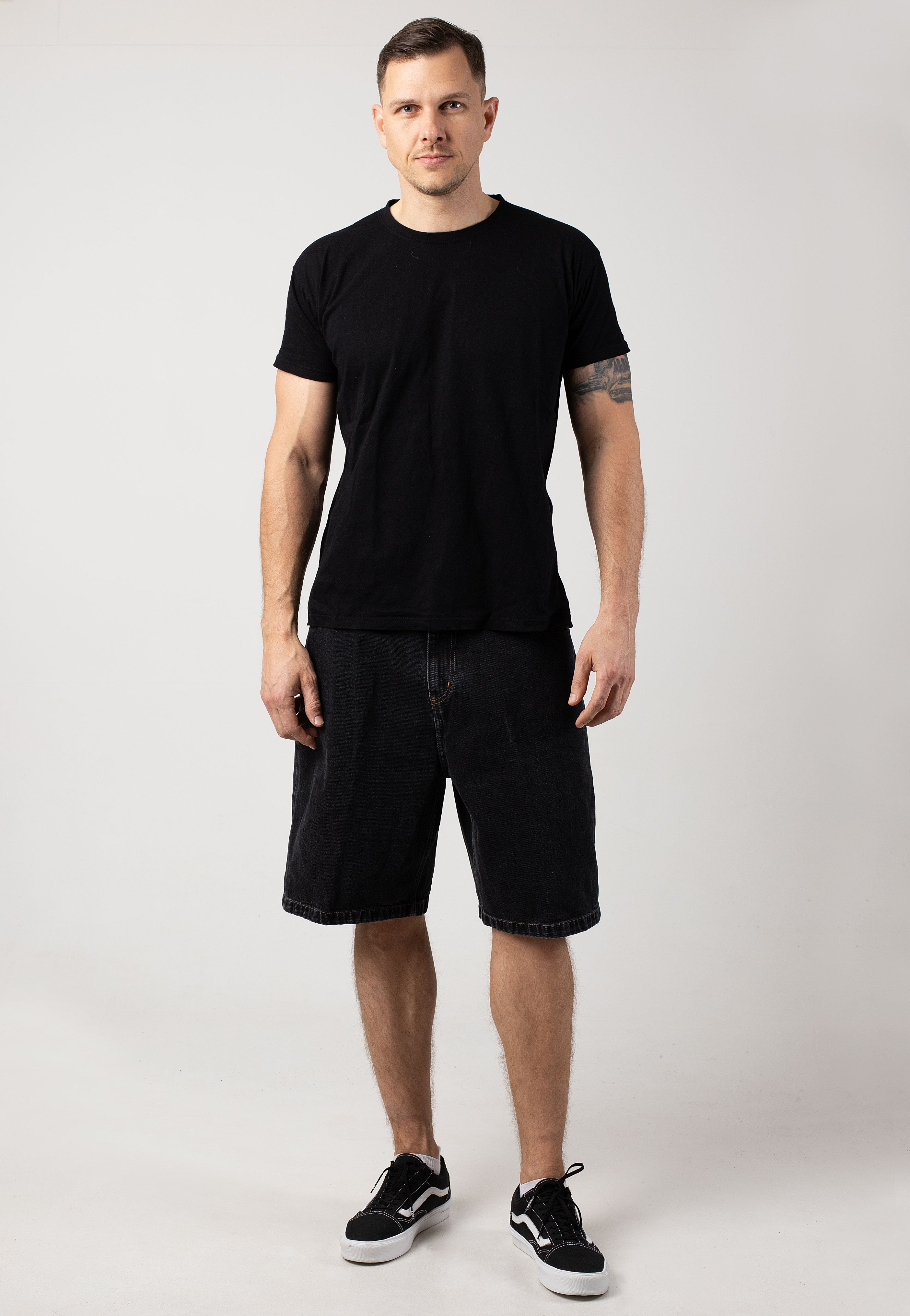 Carhartt WIP - Brandon Stone Washed Black - Shorts | Men-Image