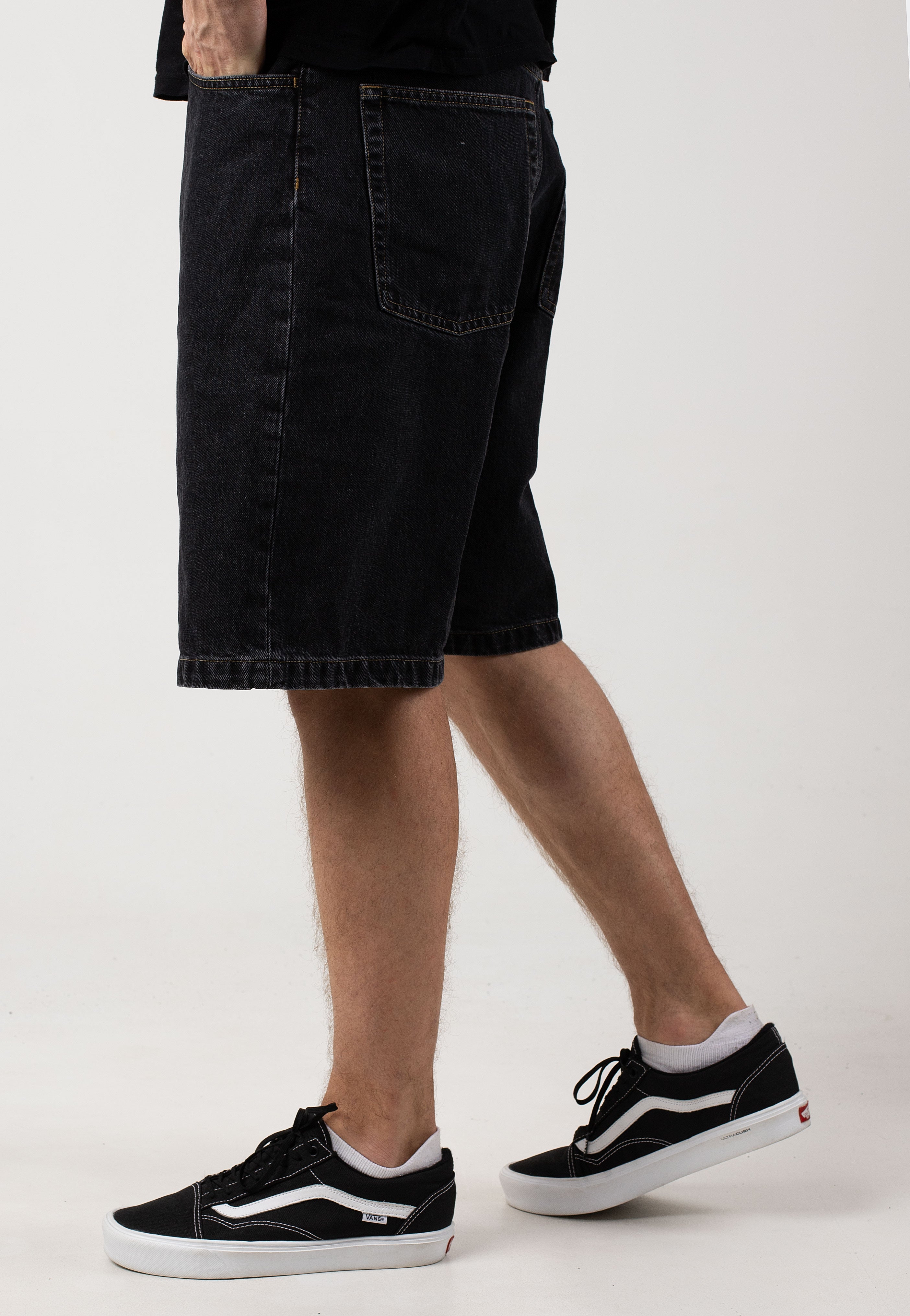 Carhartt WIP - Brandon Stone Washed Black - Shorts | Men-Image