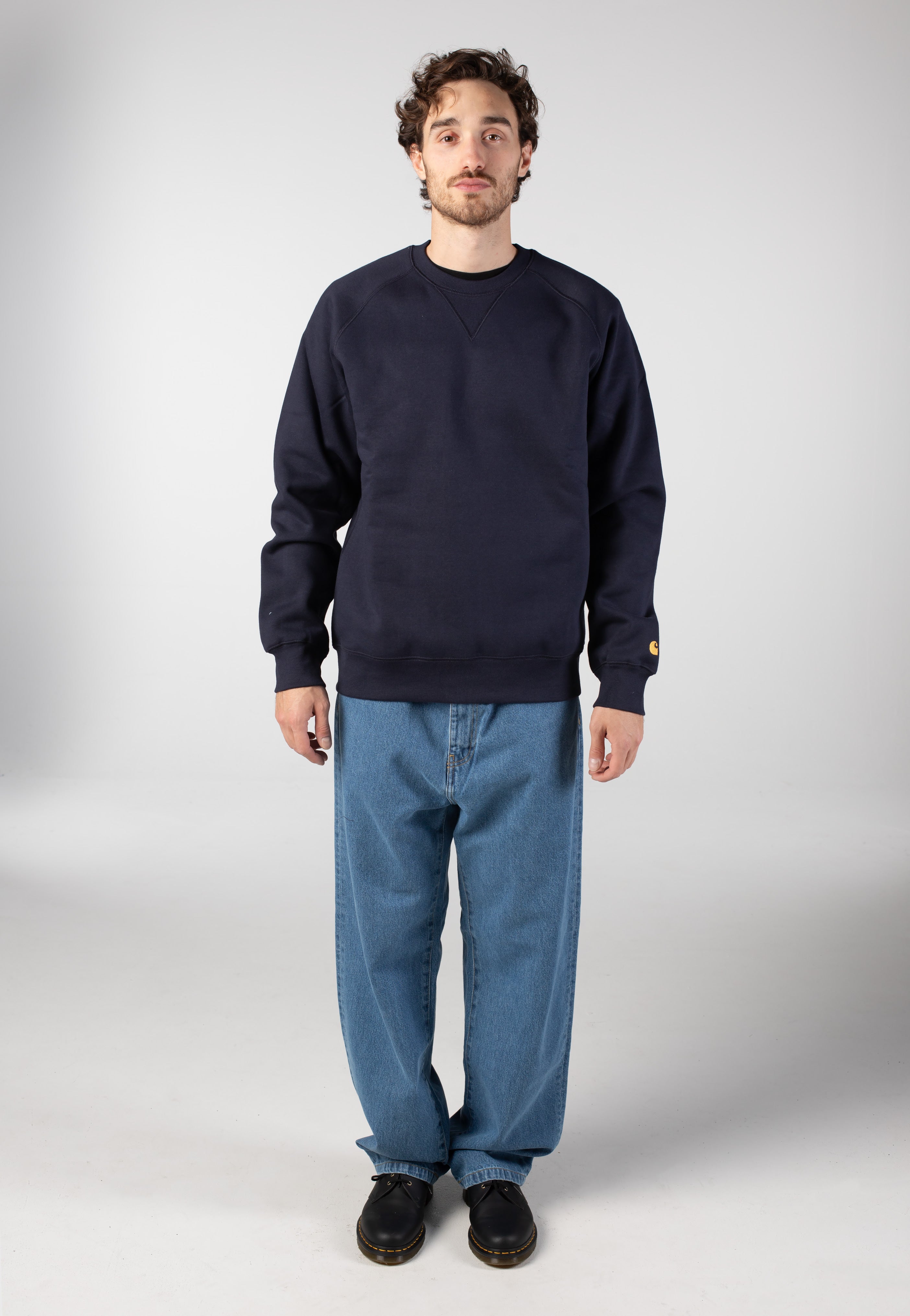 Carhartt WIP - Chase Dark Navy/Gold - Sweater | Men-Image