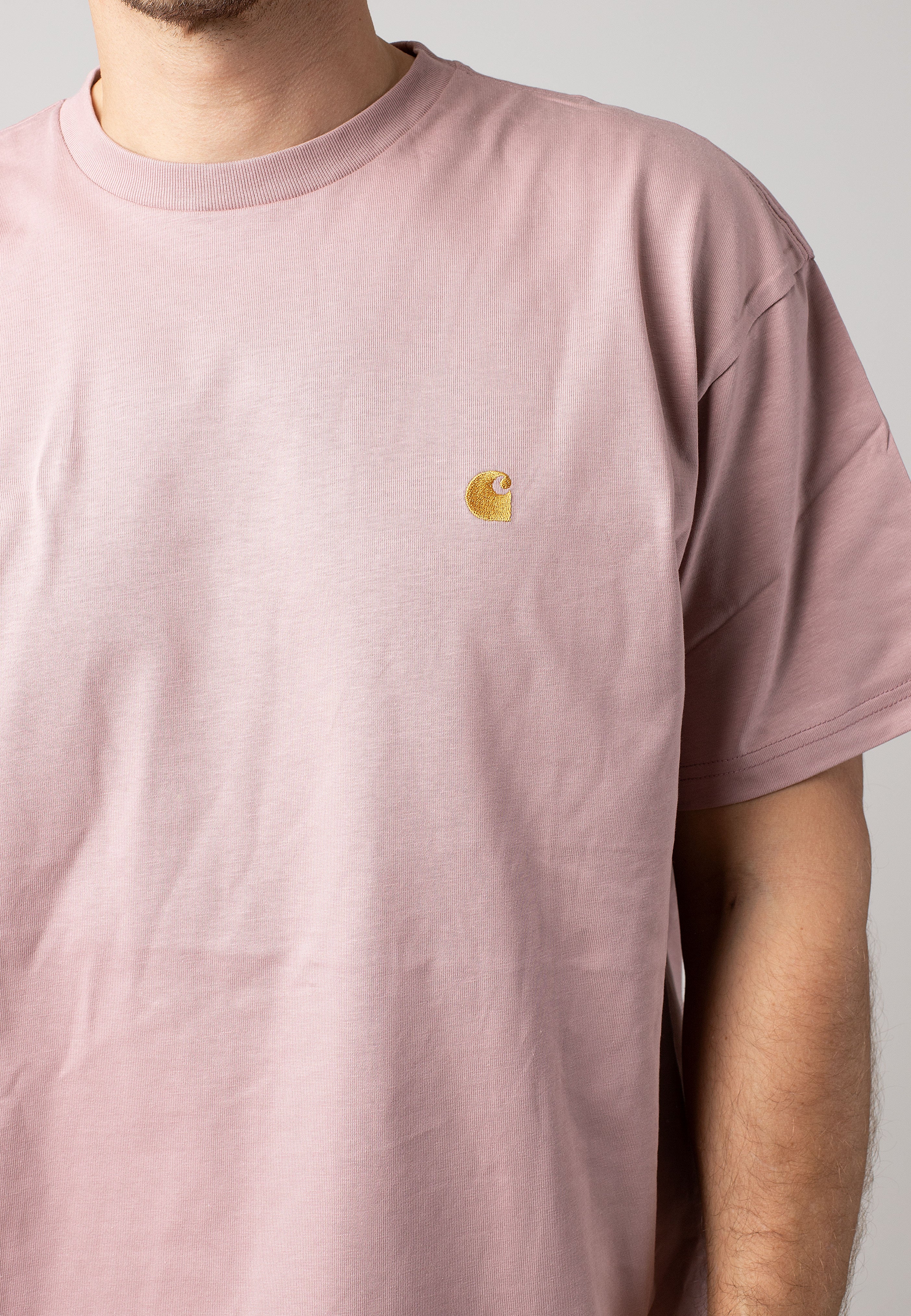 Carhartt WIP - Chase Glassy Pink/Gold - T-Shirt | Men-Image