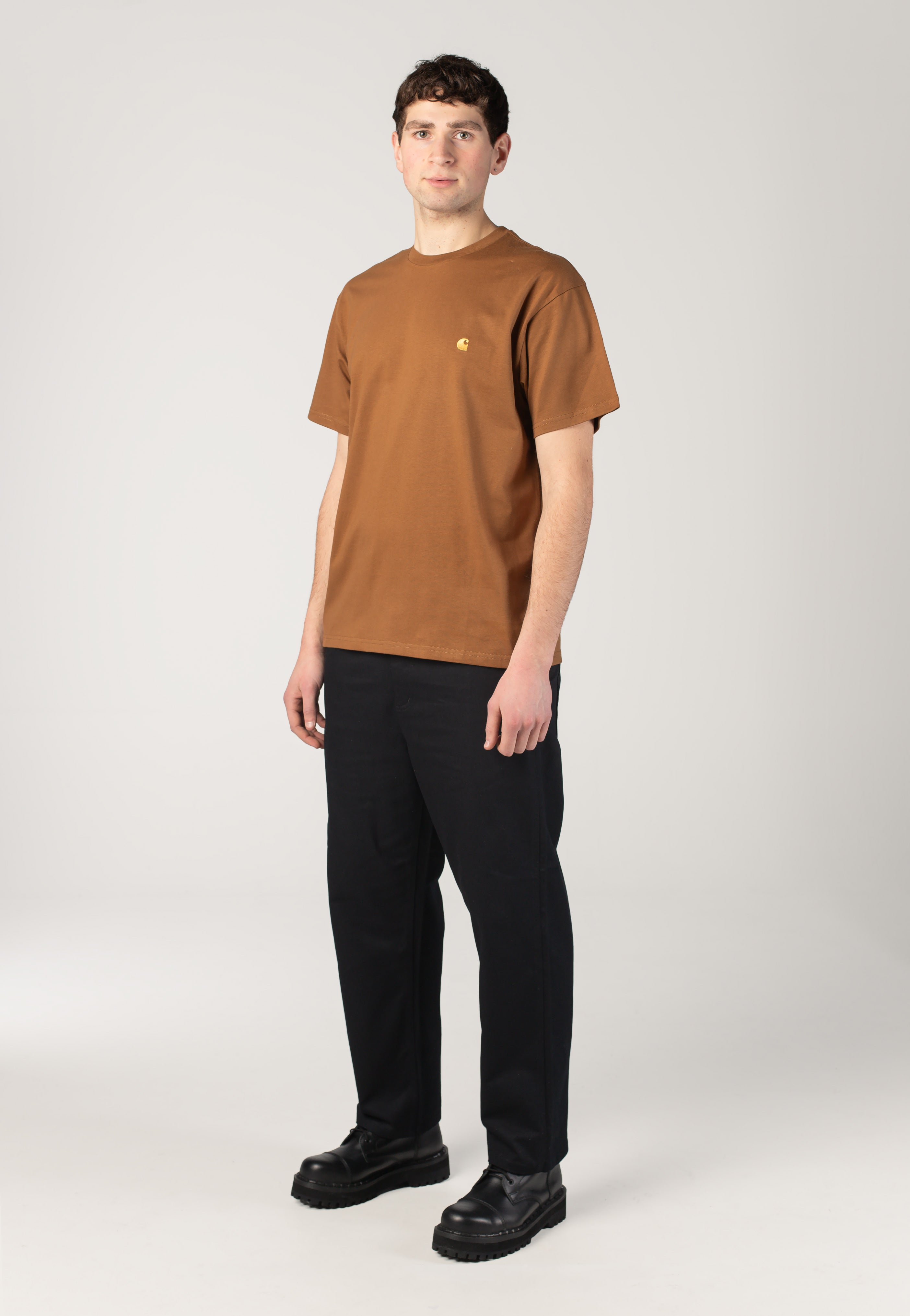 Carhartt WIP - Chase Hamilton Brown/Gold - T-Shirt | Men-Image